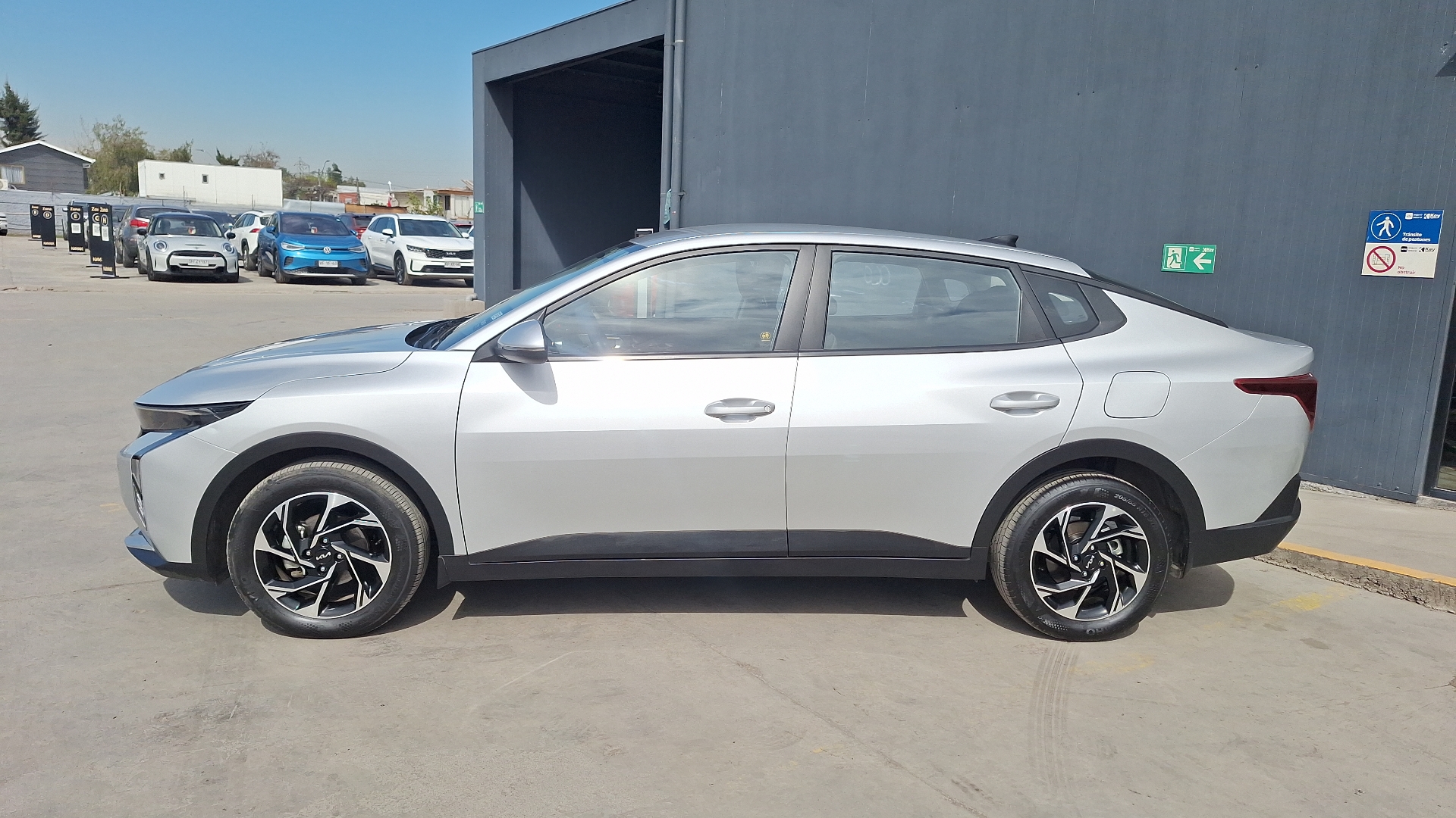 KIA K3 — foto 2 de 15