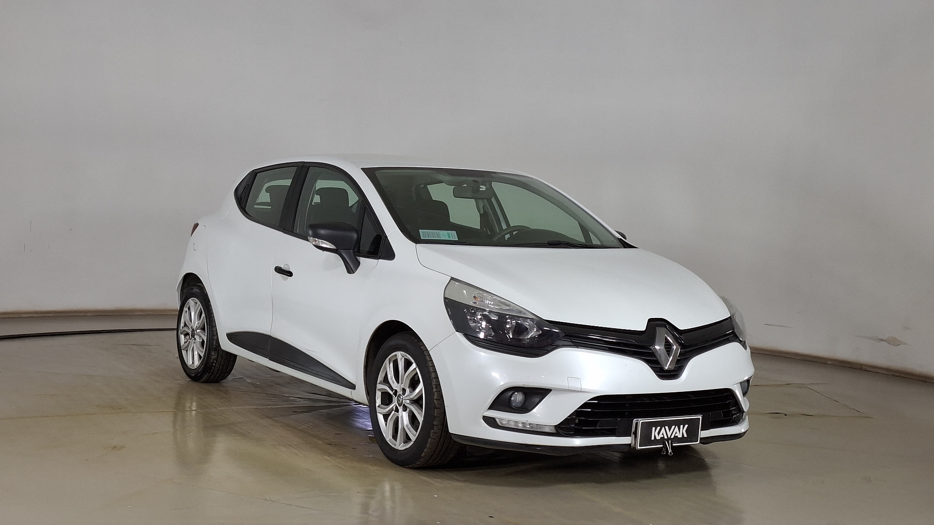 Renault Clio — foto 3 de 15