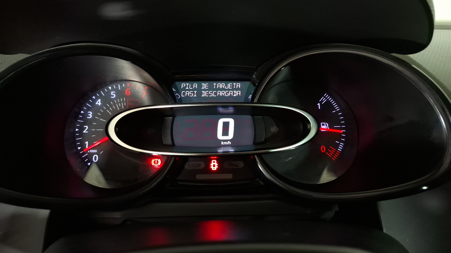 Renault Clio — foto 9 de 15