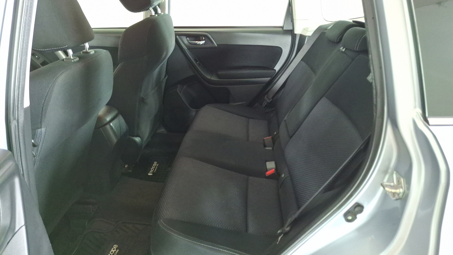 Subaru Forester — foto 14 de 16