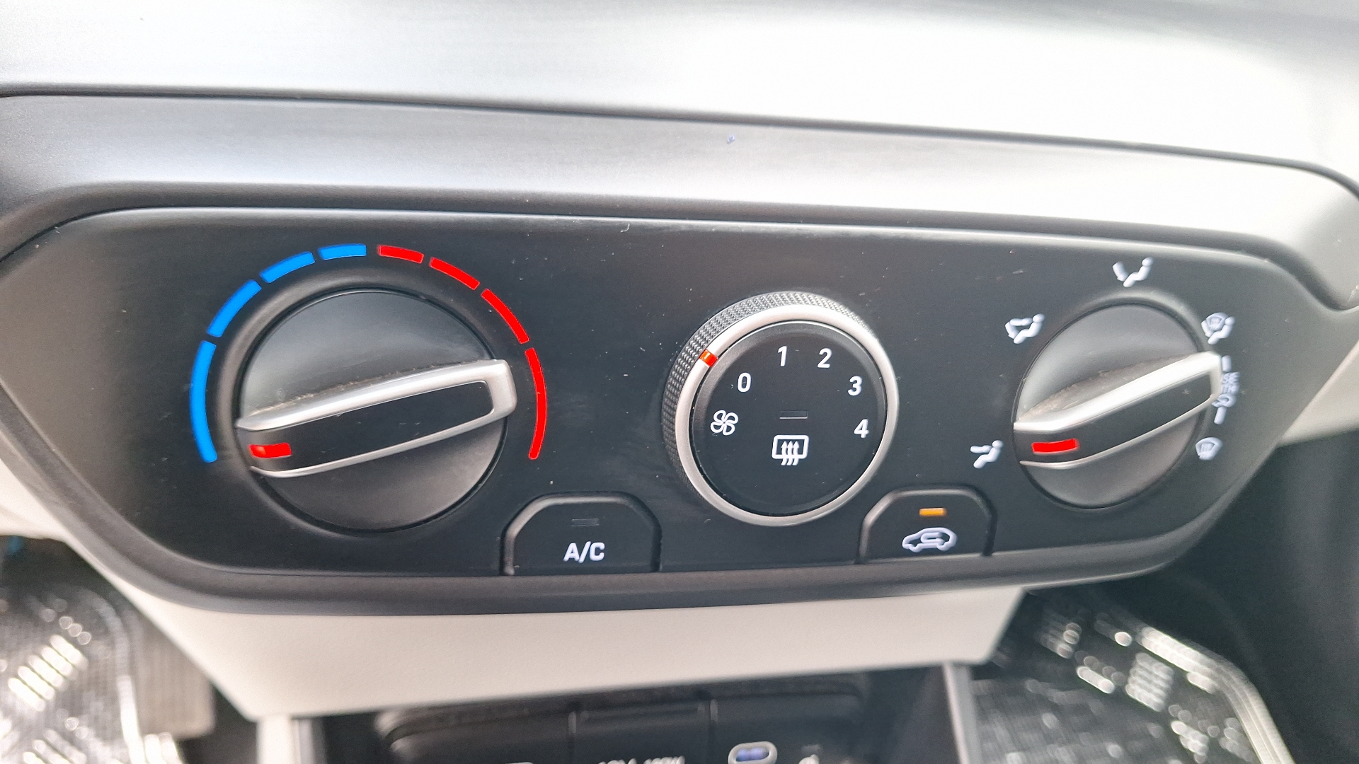 Hyundai I20 — foto 15 de 15