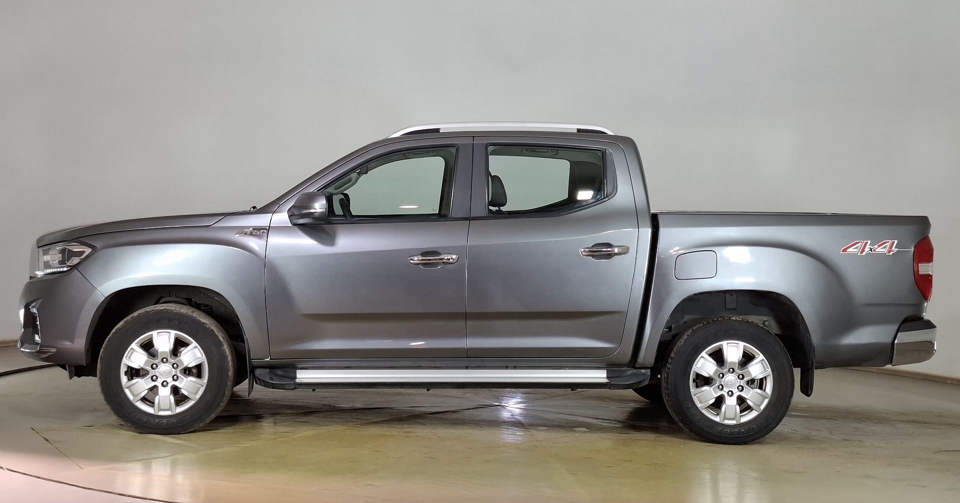 Maxus T60 — foto 7 de 16
