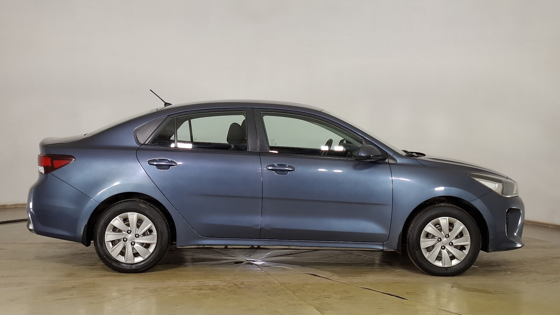 KIA Rio4 — foto 4 de 16
