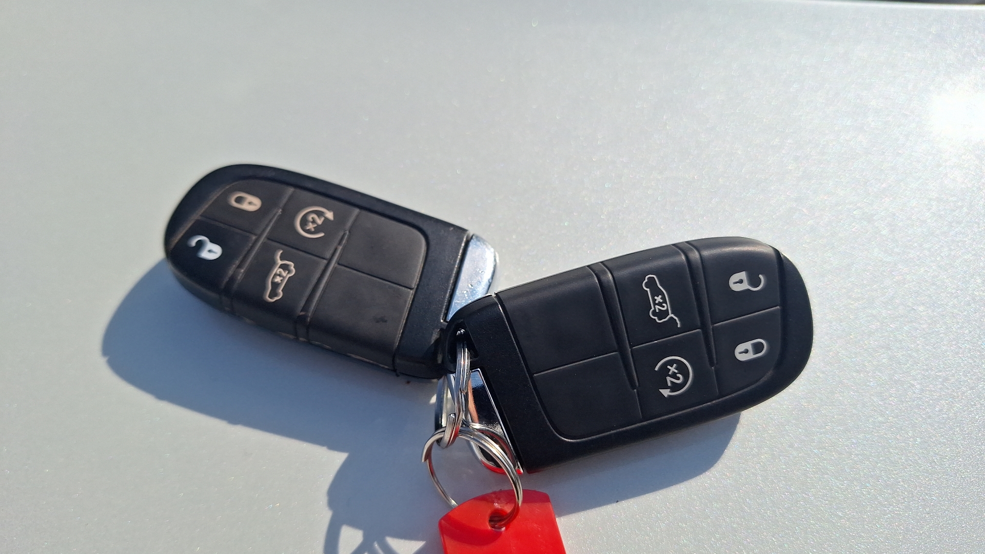 Jeep Commander — foto 7 de 17