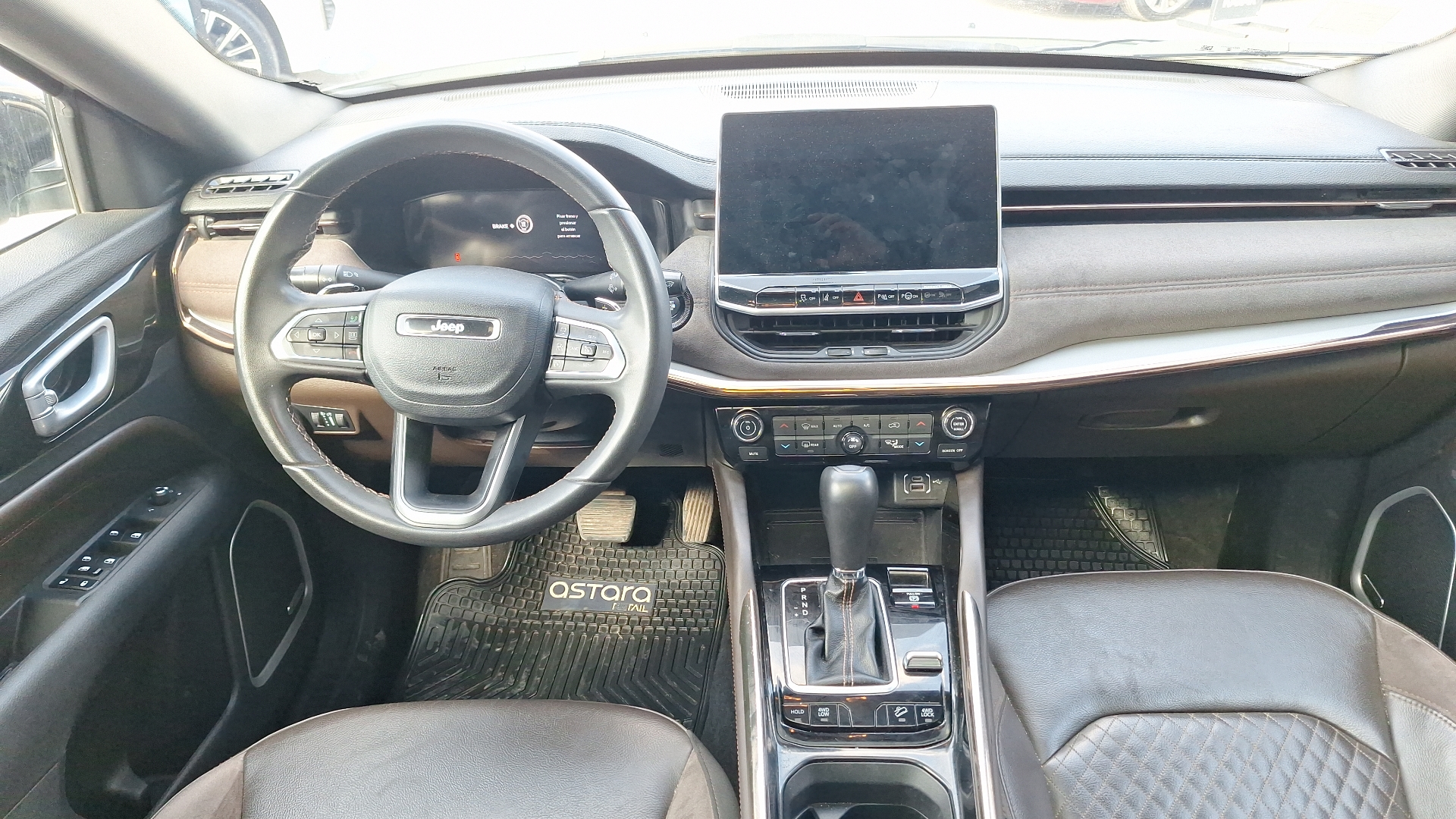 Jeep Commander — foto 6 de 17