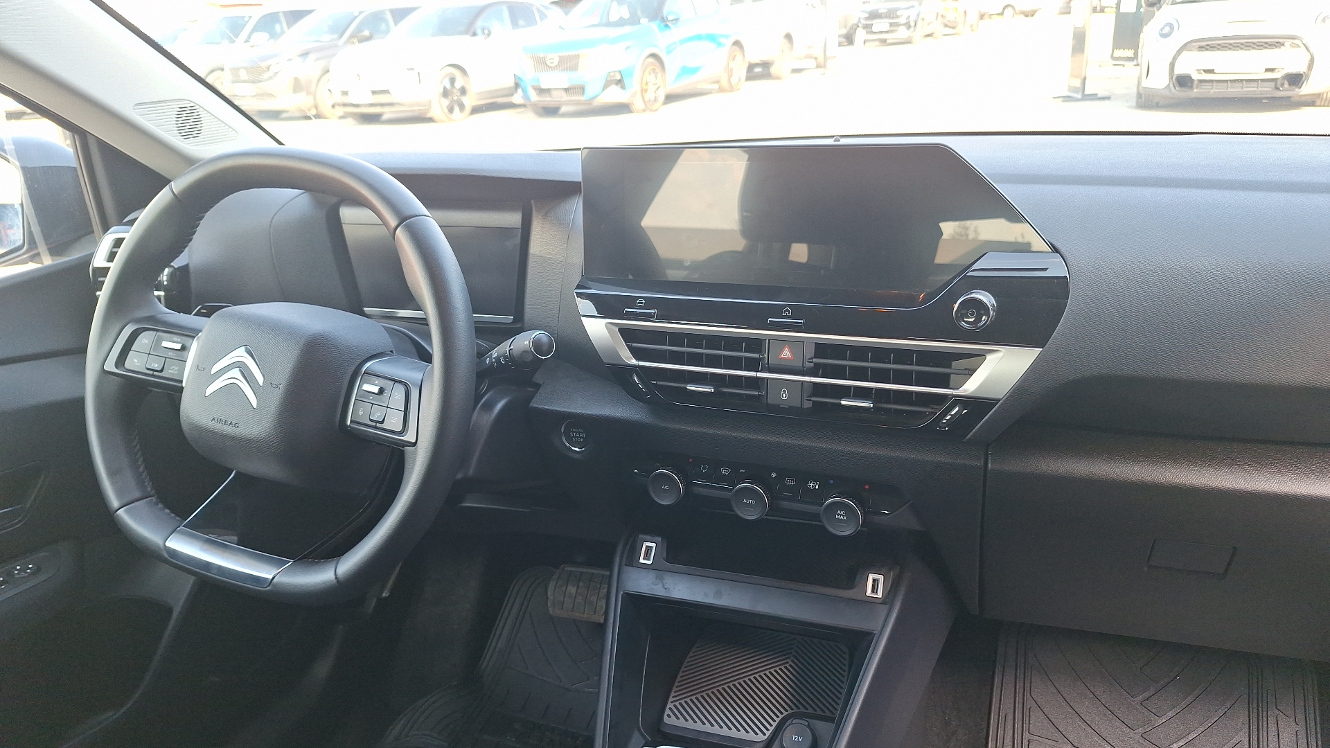 Citroën C4 — foto 6 de 14
