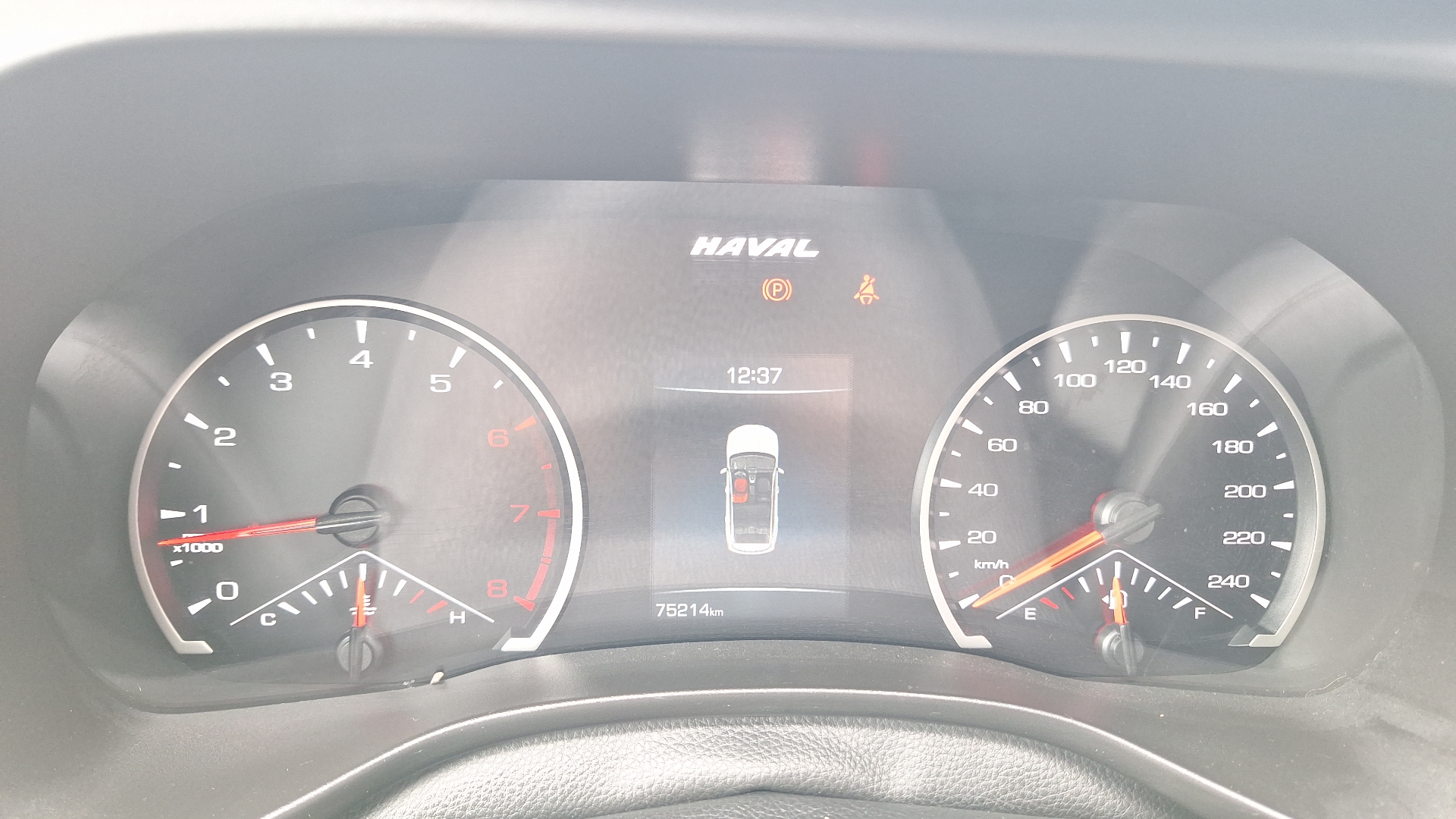Haval Jolion — foto 9 de 15
