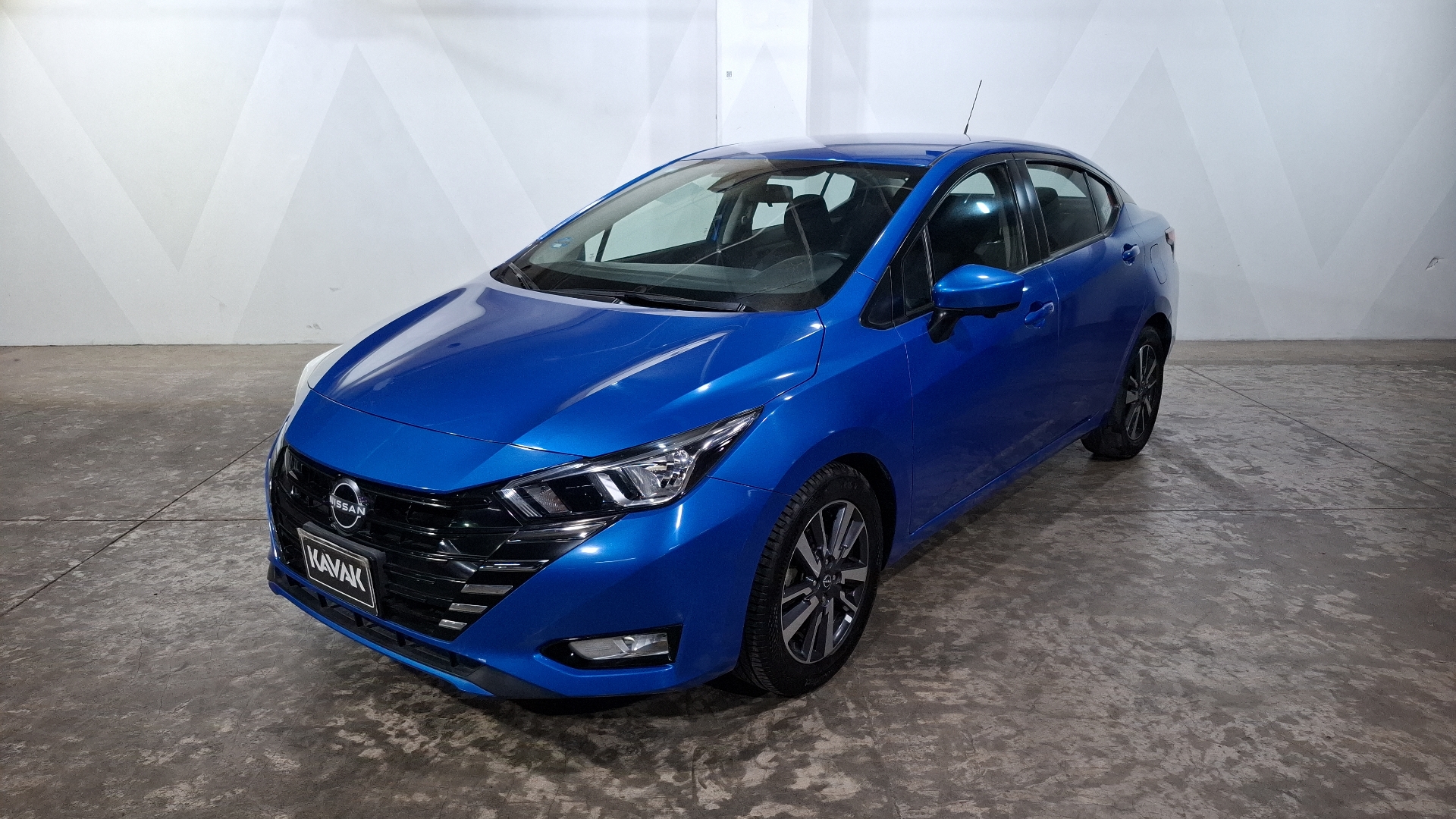 Nissan Versa 2023