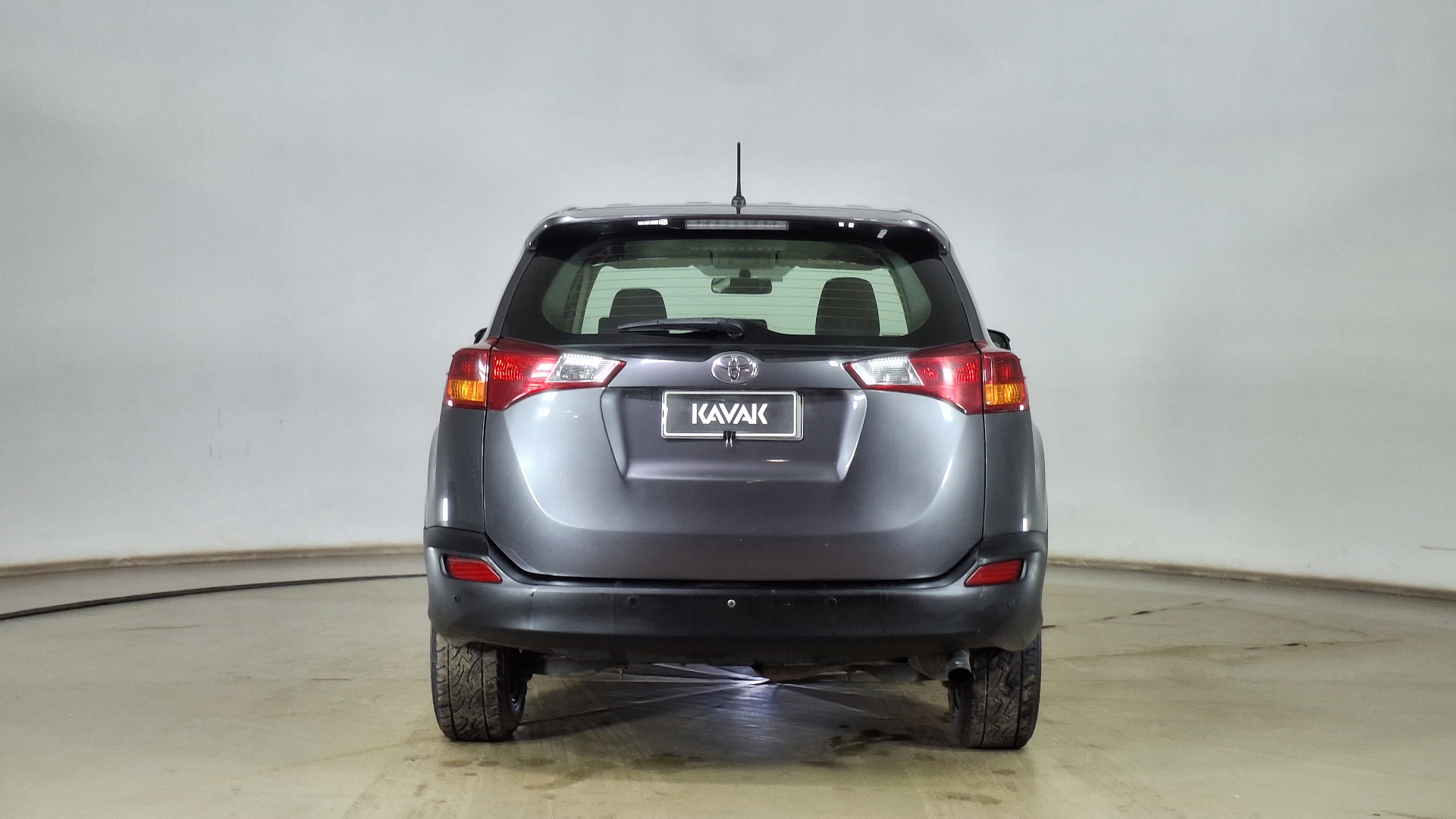 Toyota RAV4 — foto 5 de 16