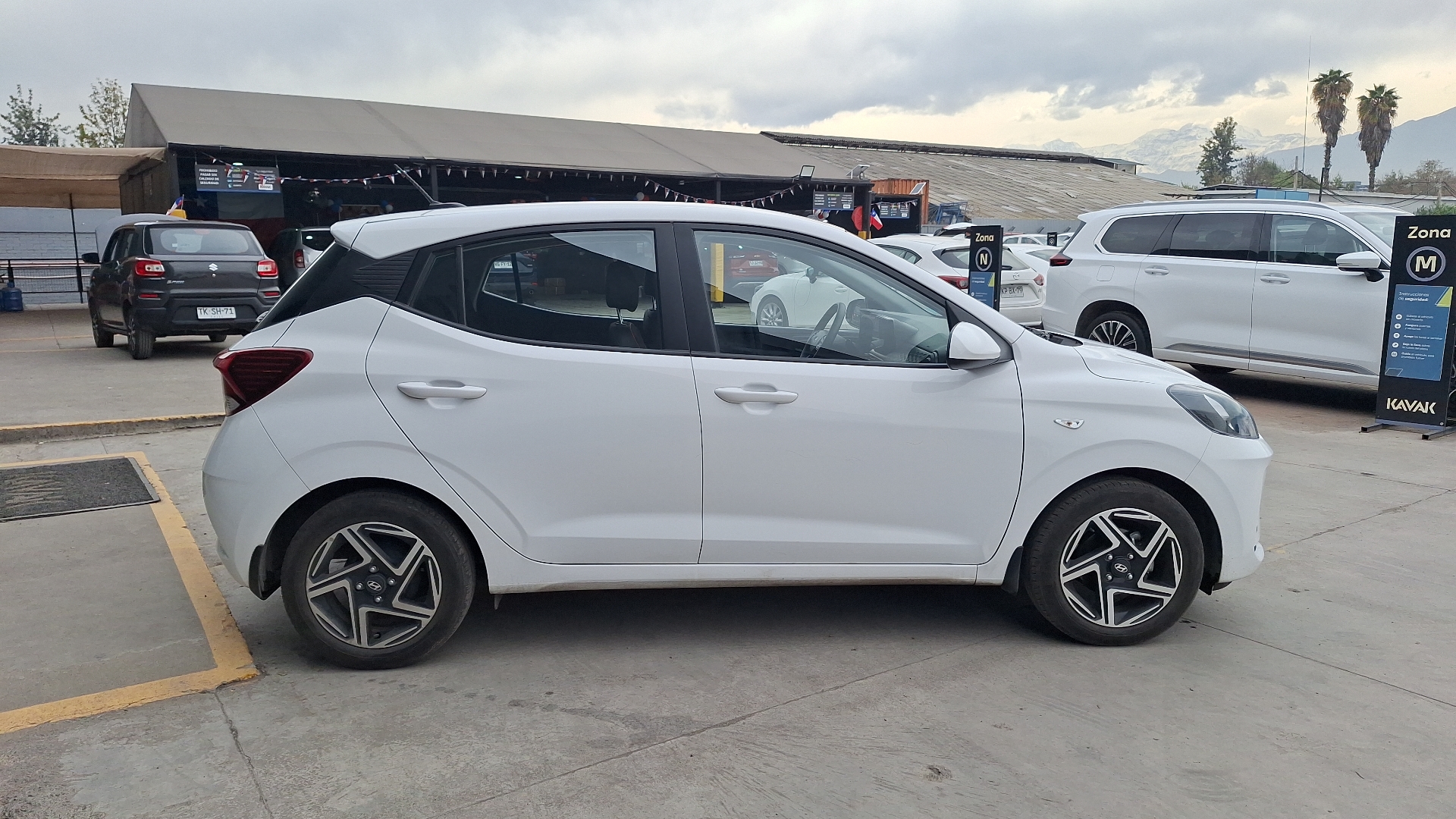 Hyundai Grand I10 — foto 5 de 15