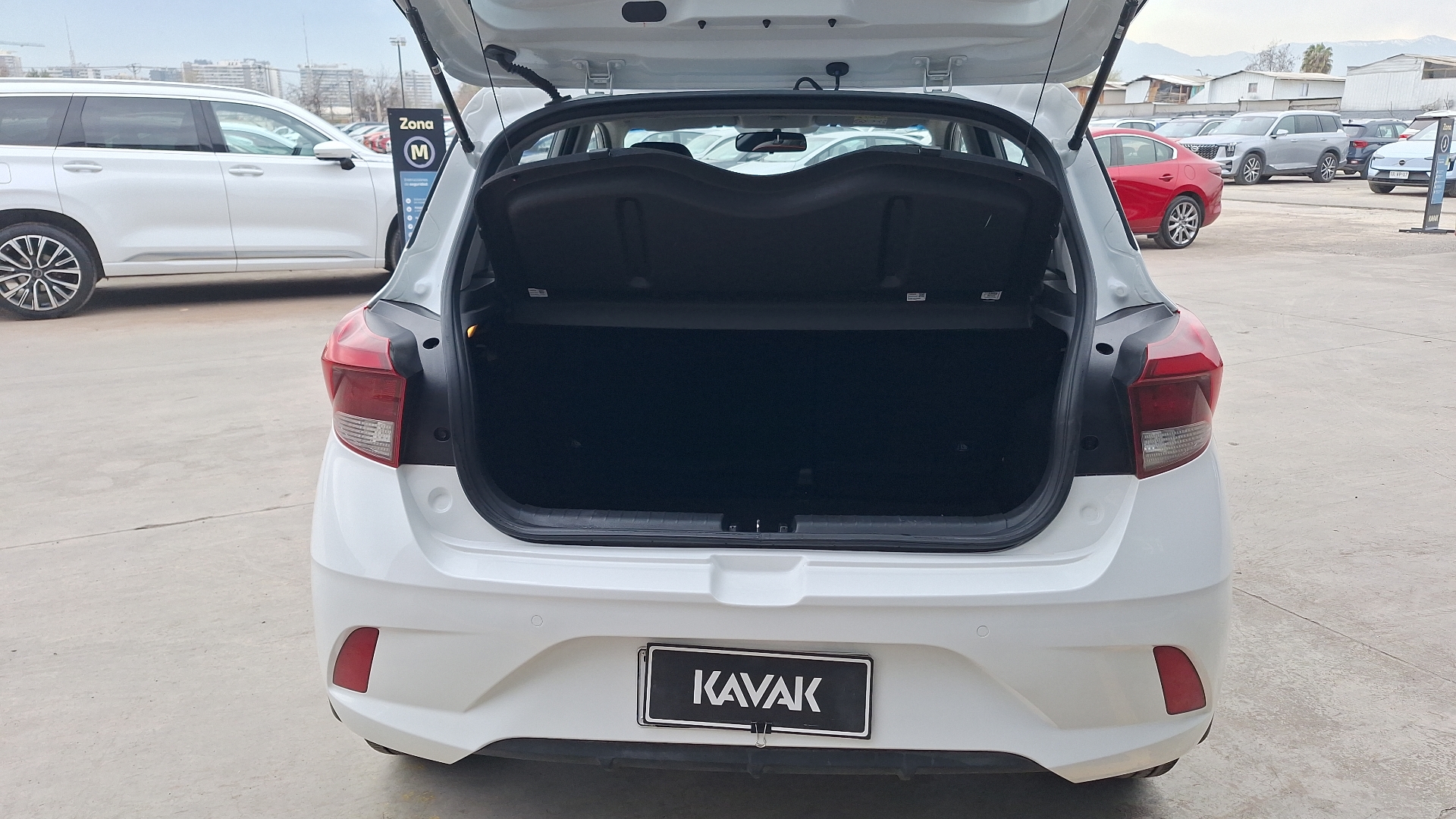 Hyundai Grand I10 — foto 4 de 15
