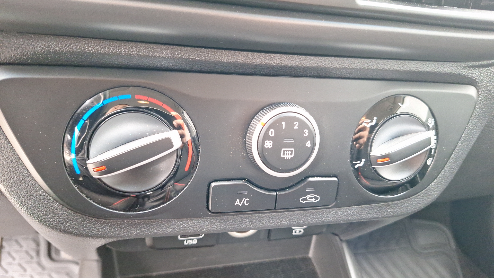 Hyundai Grand I10 — foto 15 de 15