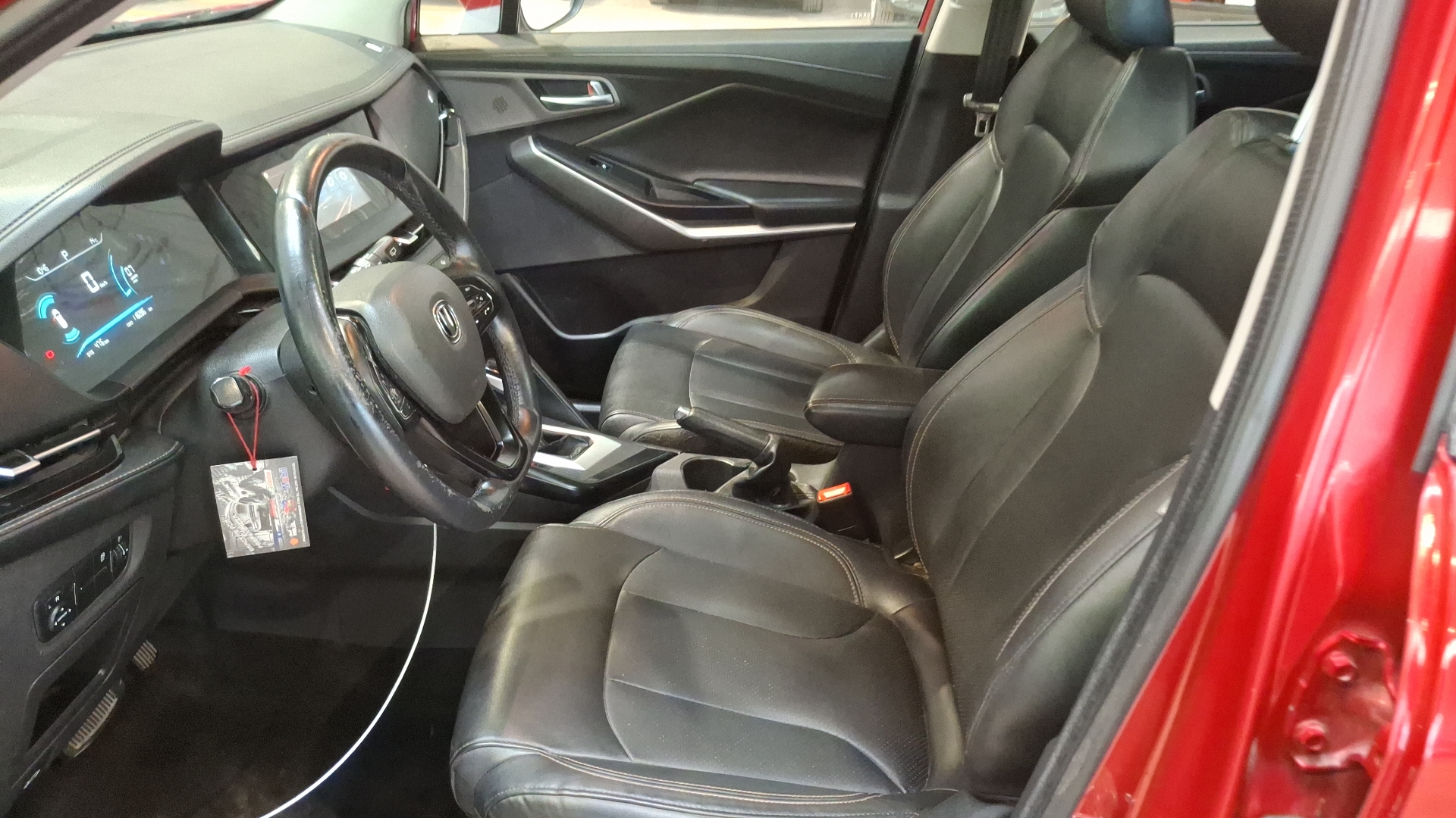 Changan Cs15 — foto 13 de 17