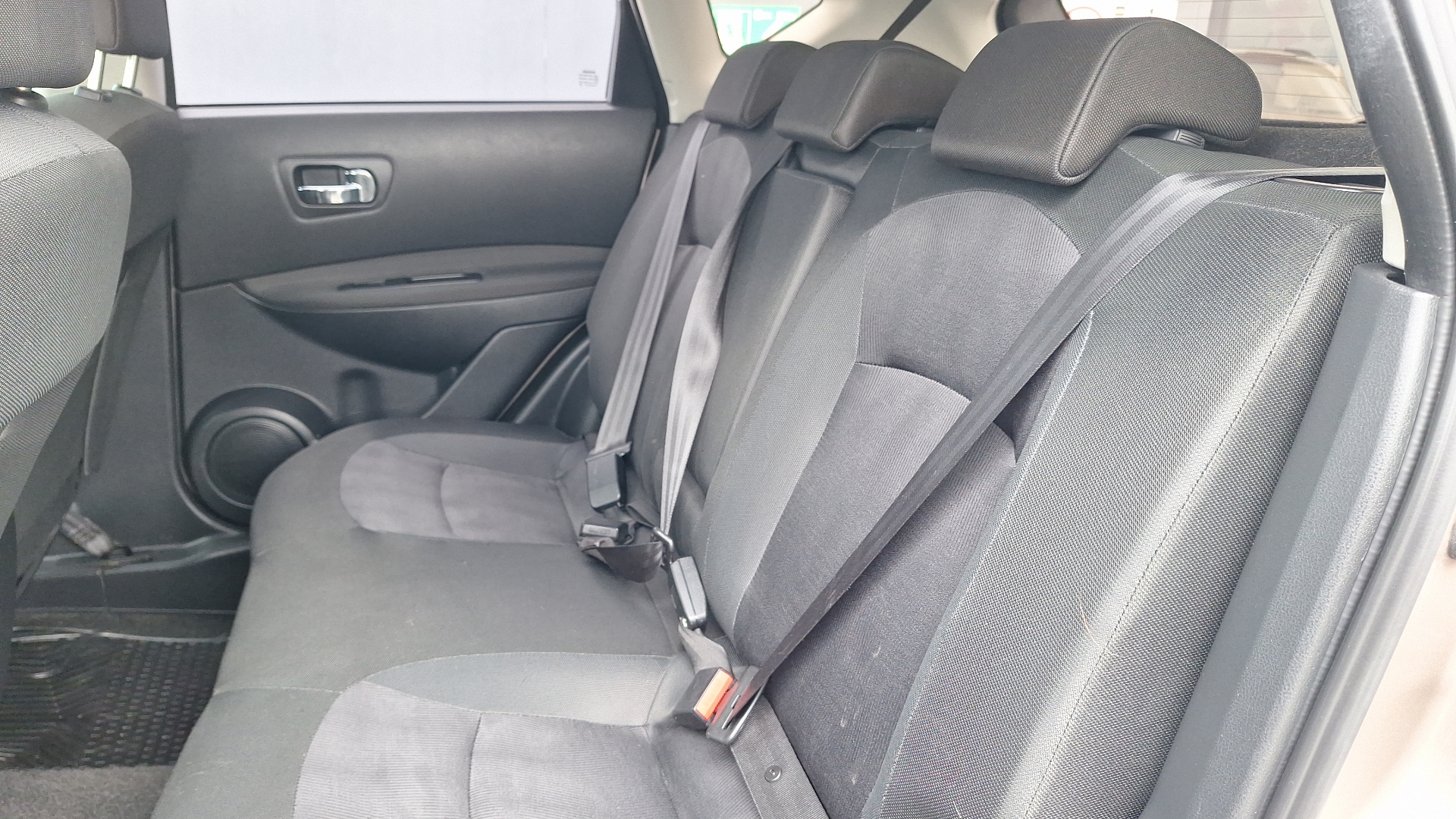 Nissan Qashqai — foto 12 de 14