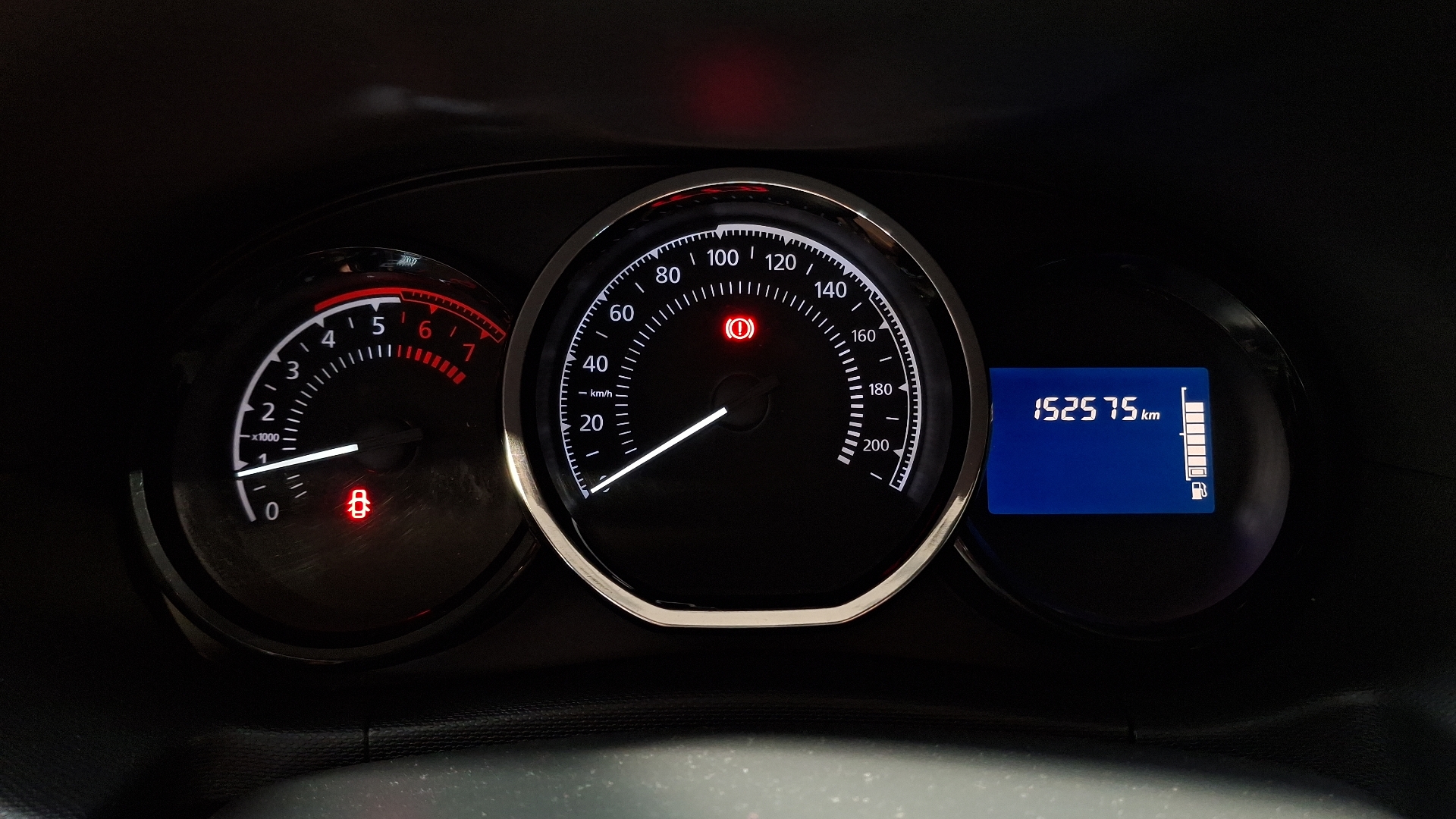 Renault Oroch — foto 9 de 15