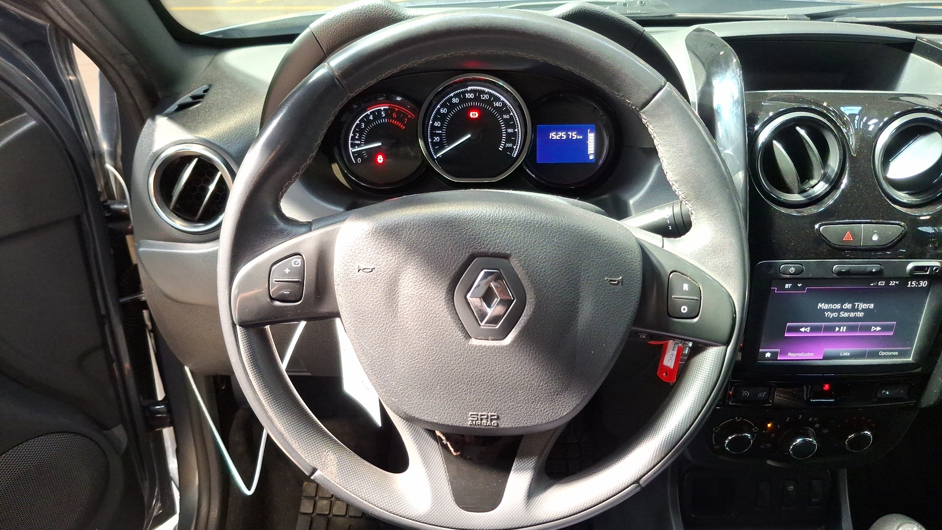 Renault Oroch — foto 8 de 15