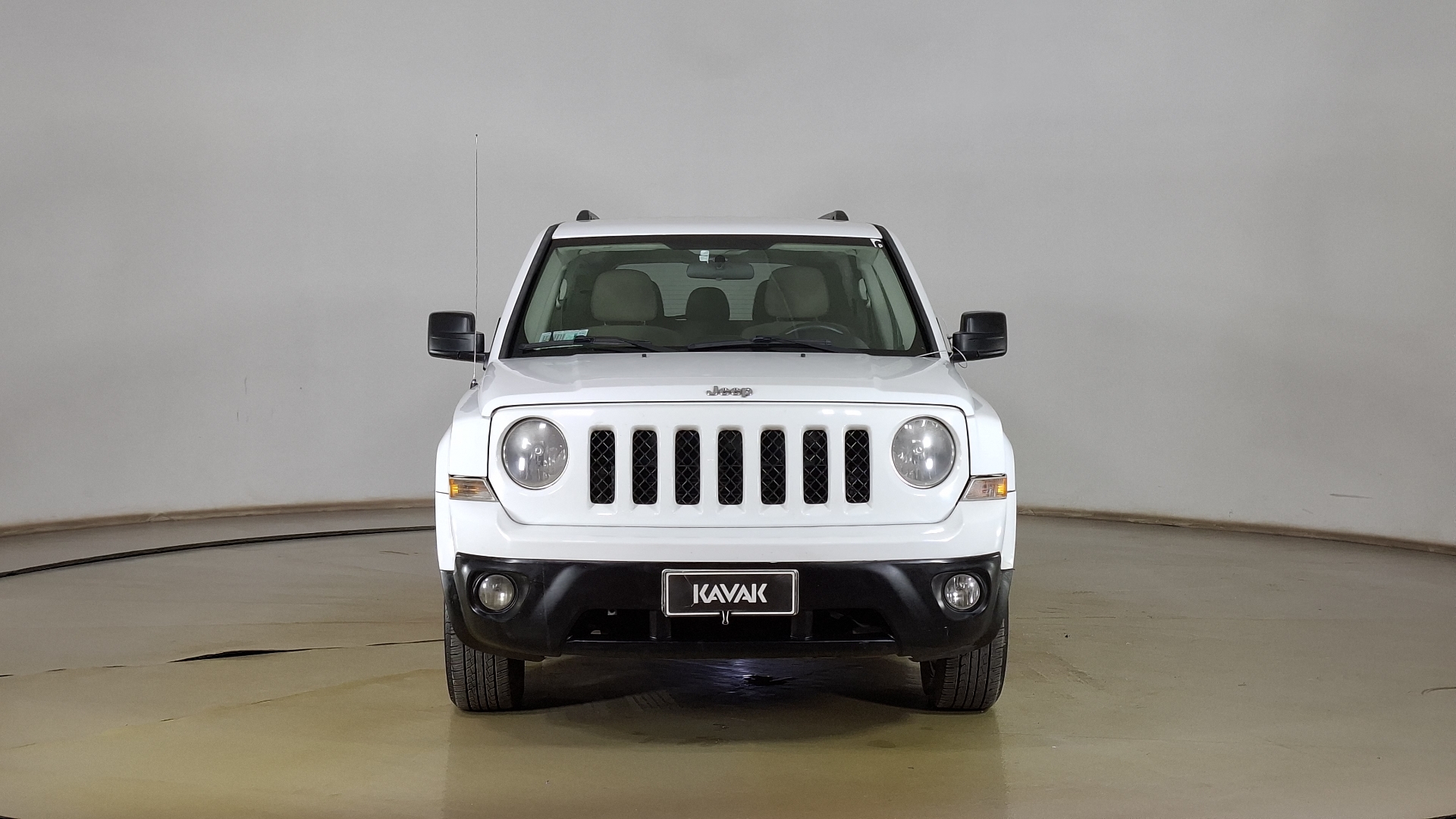 Jeep Patriot — foto 2 de 16