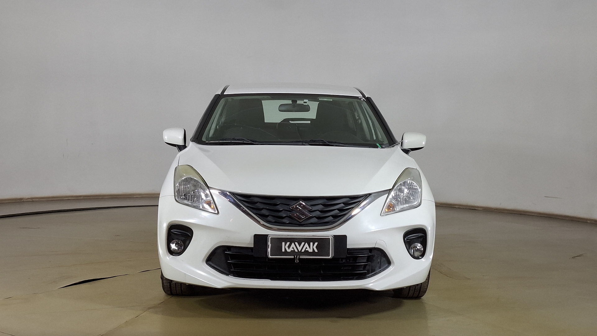 Suzuki Baleno — foto 2 de 15