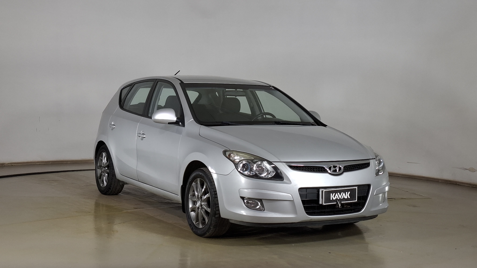 Hyundai I30 — foto 3 de 15