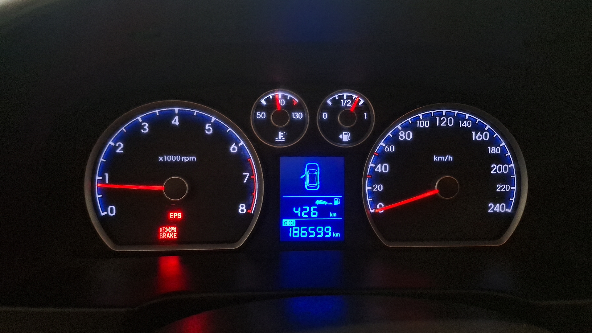 Hyundai I30 — foto 9 de 15