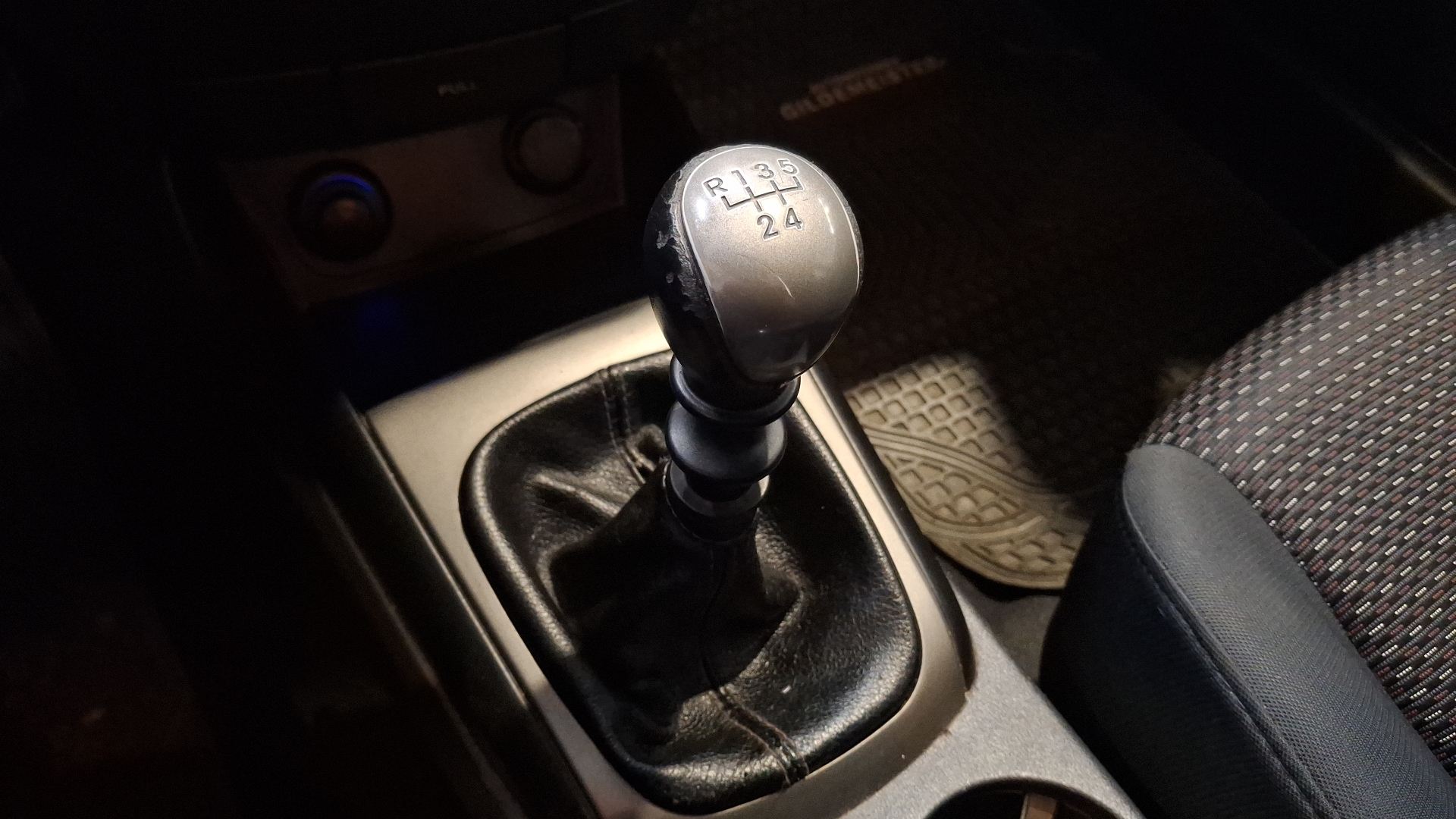 Hyundai I30 — foto 11 de 15
