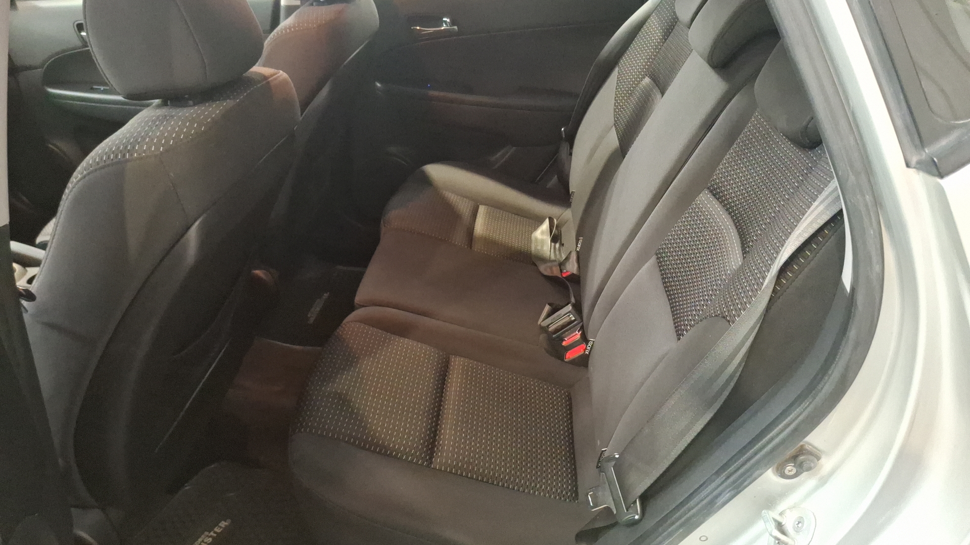 Hyundai I30 — foto 13 de 15