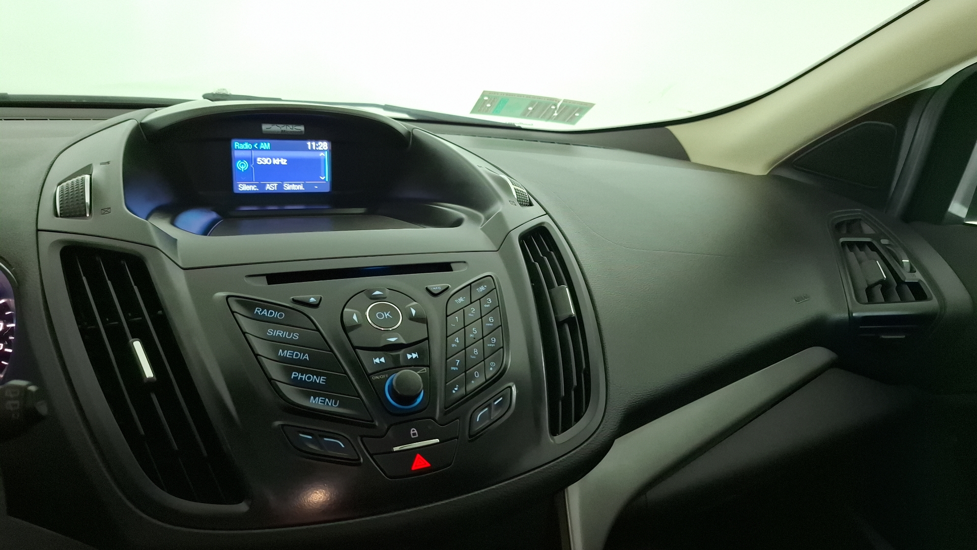 Ford Escape — foto 10 de 15