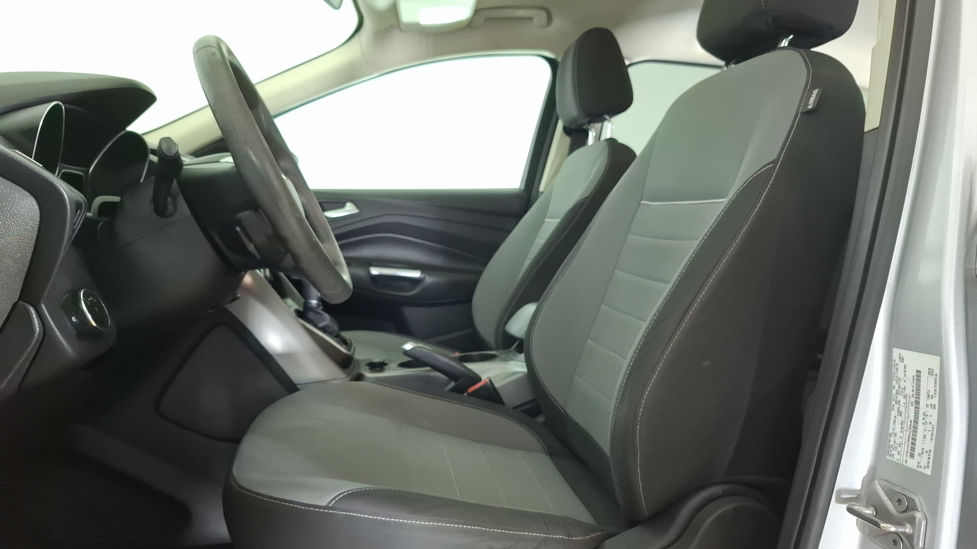 Ford Escape — foto 12 de 15