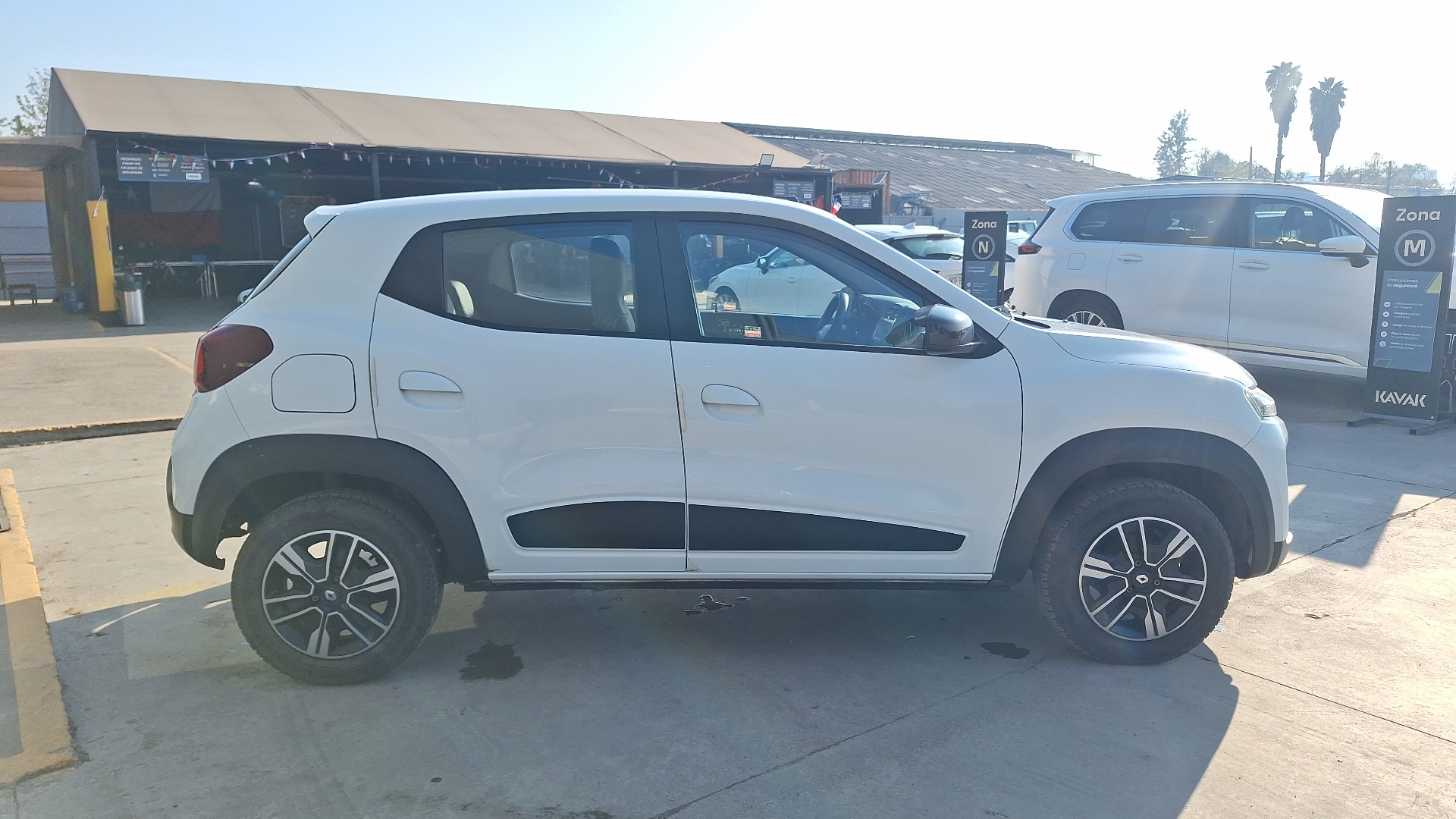Renault Kwid — foto 5 de 15