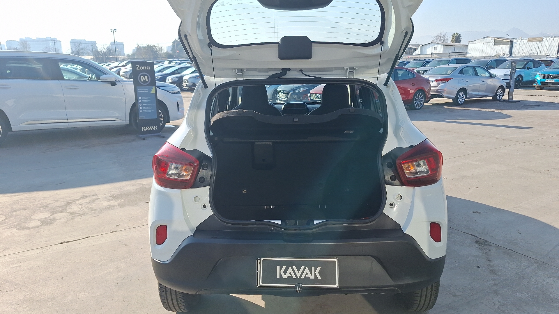 Renault Kwid — foto 4 de 15