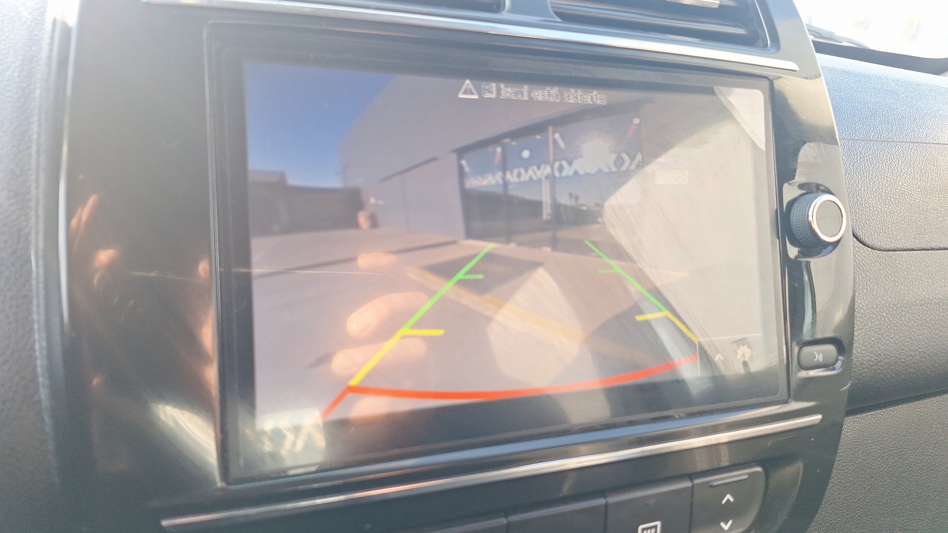 Renault Kwid — foto 12 de 15