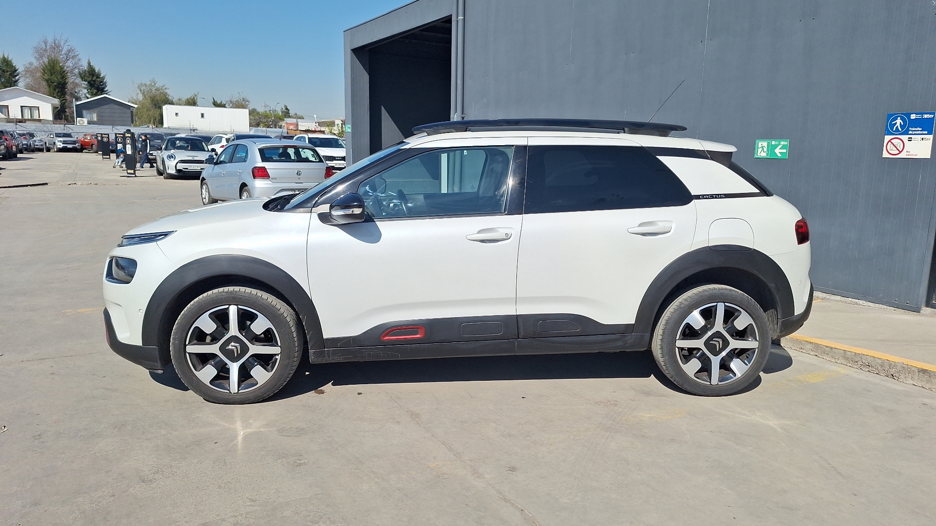 Citroën C4 Cactus — foto 2 de 16