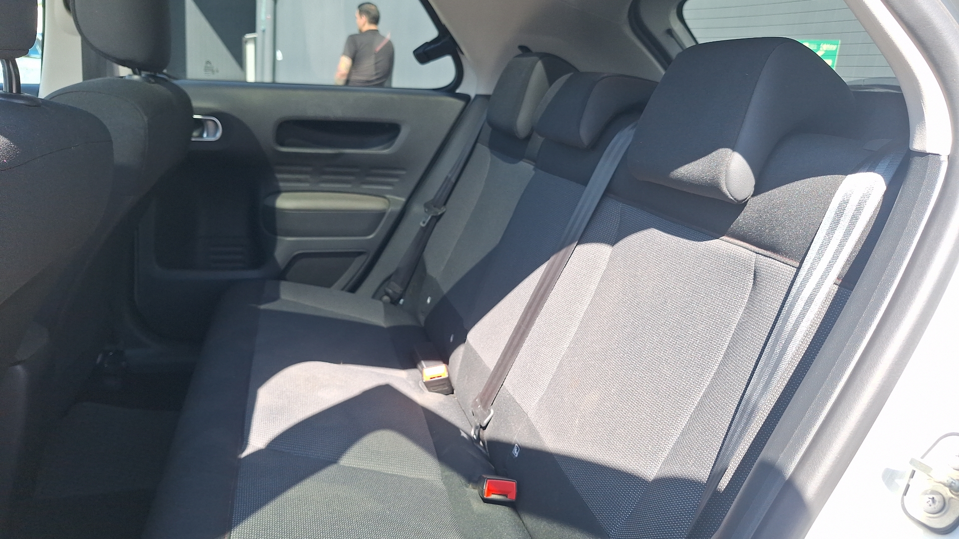 Citroën C4 Cactus — foto 14 de 16