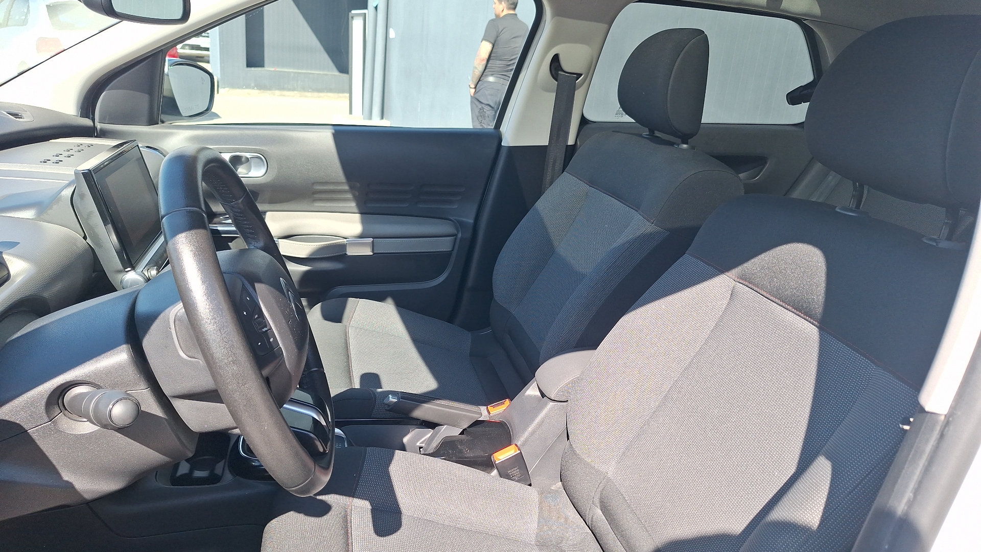 Citroën C4 Cactus — foto 15 de 16