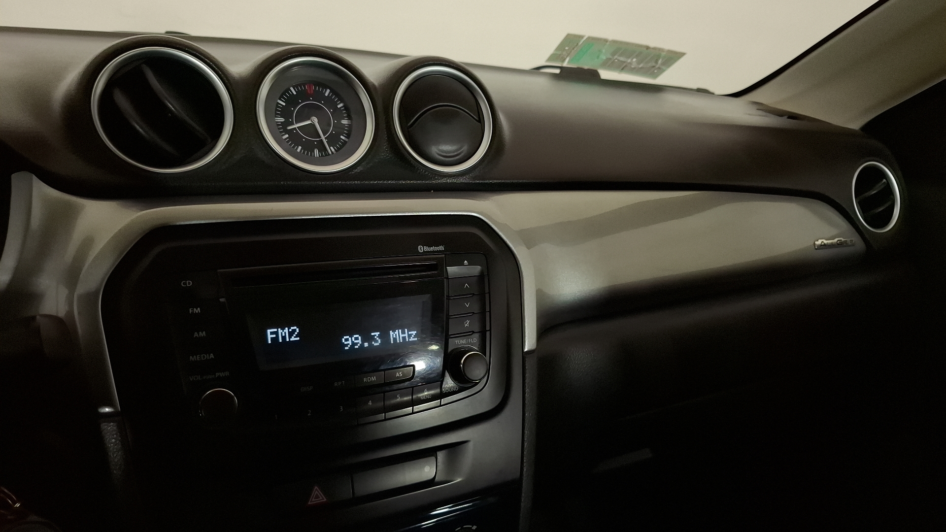 Suzuki Vitara — foto 10 de 15