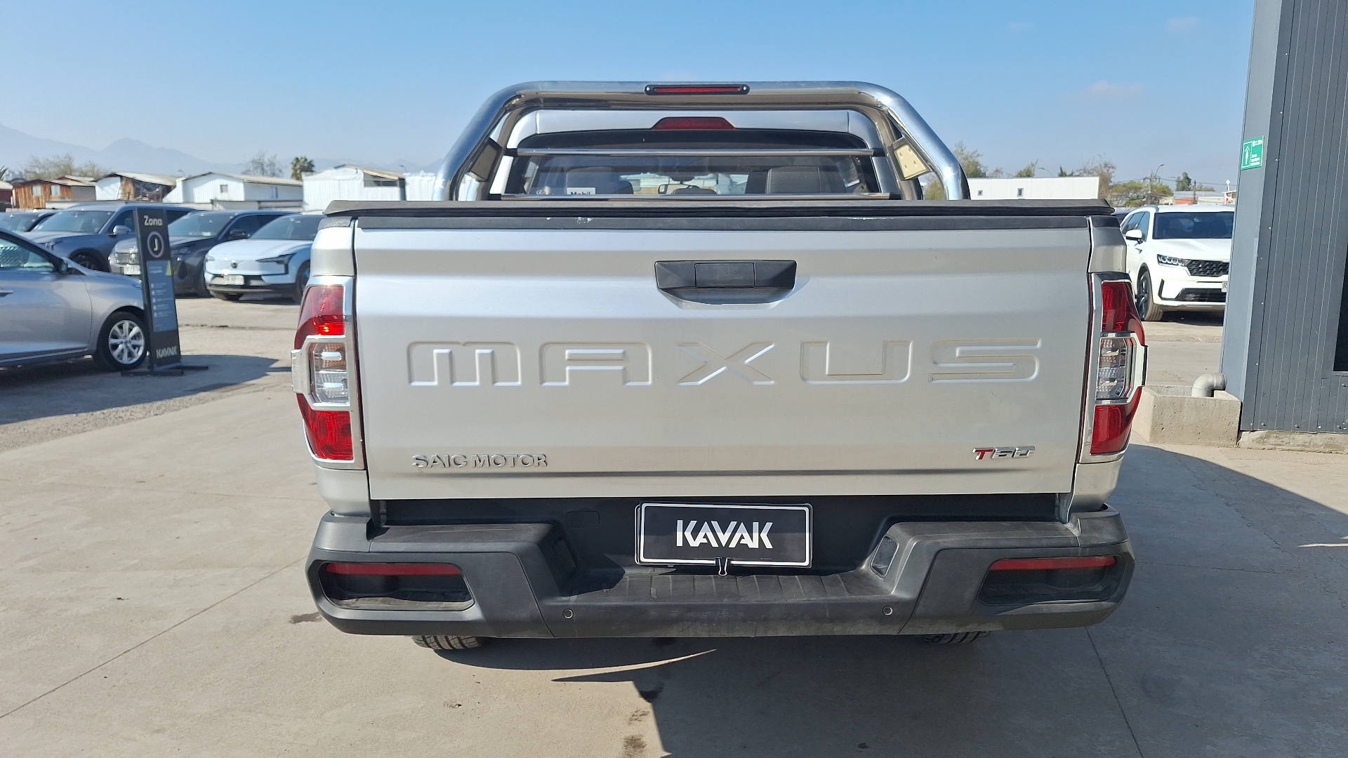 Maxus T60 — foto 3 de 14