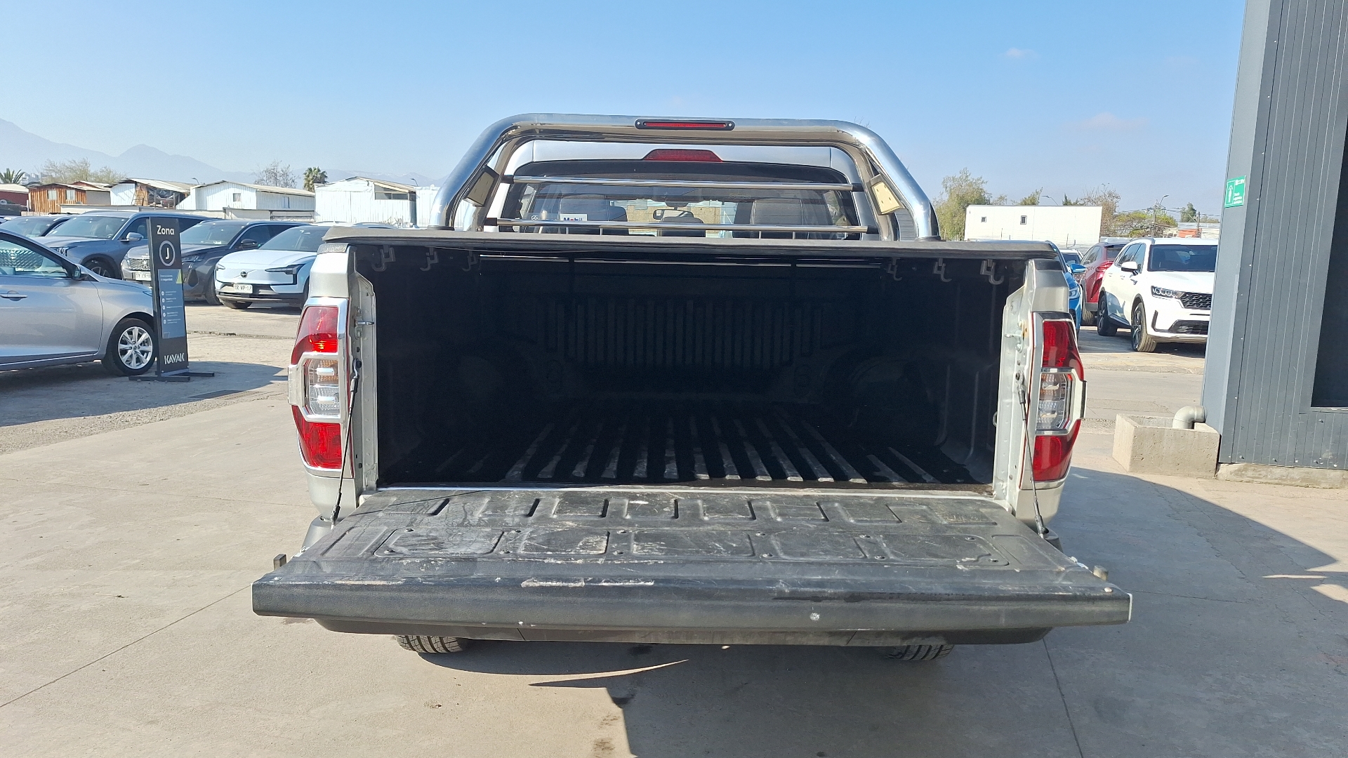 Maxus T60 — foto 4 de 14