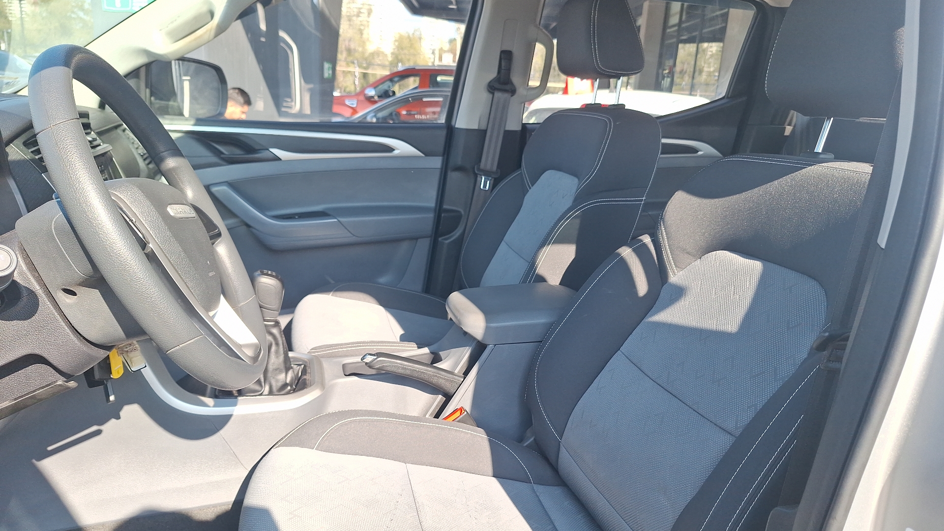 Maxus T60 — foto 13 de 14
