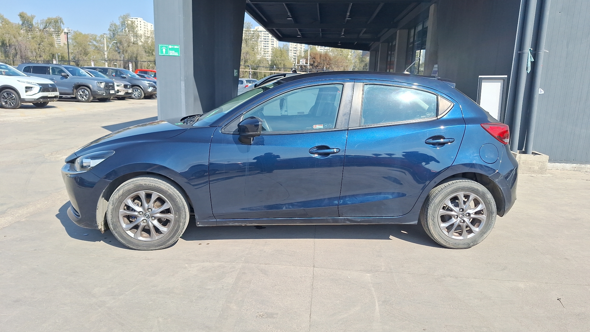 Mazda 2 — foto 2 de 14