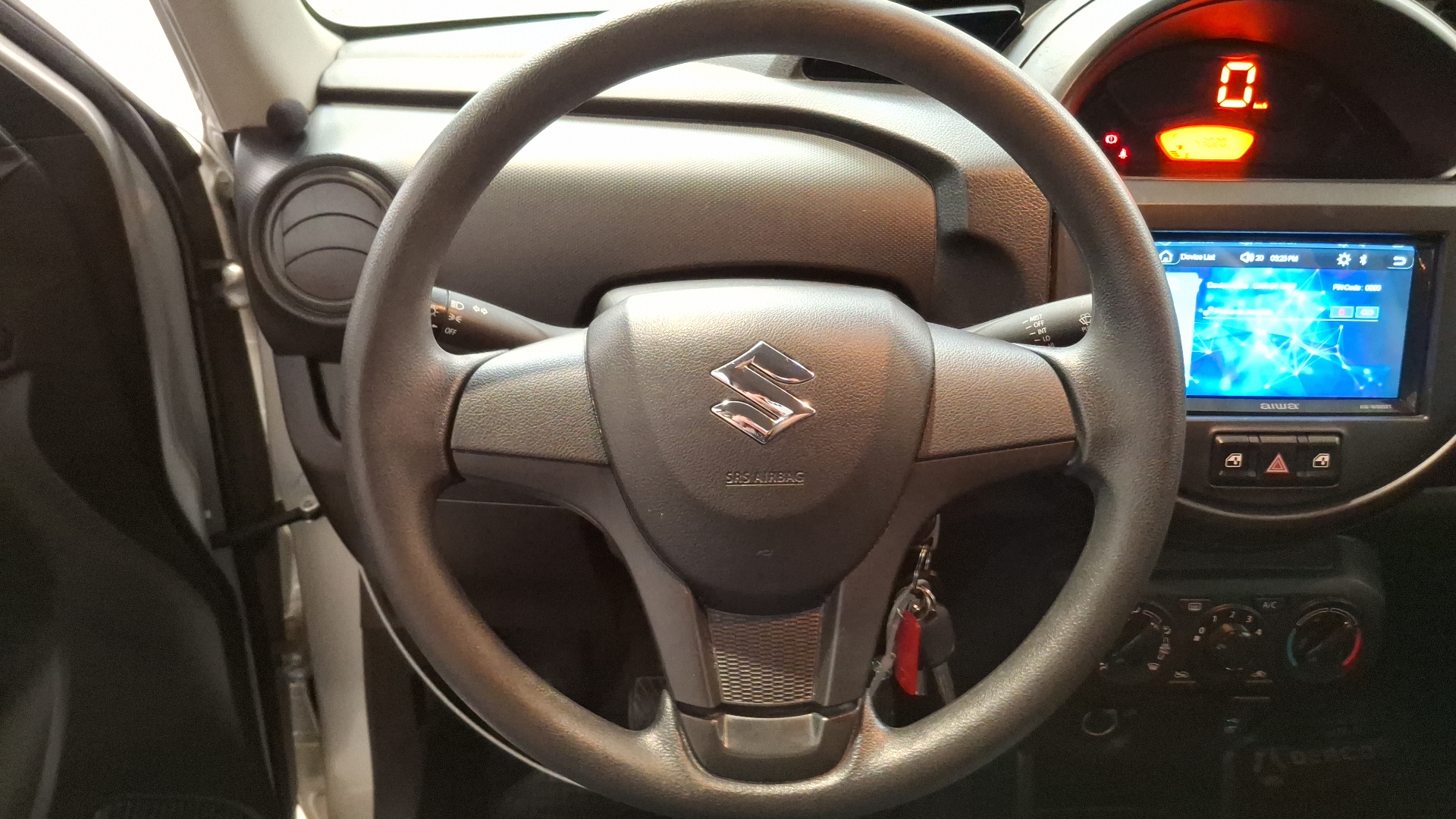 Suzuki S-Presso — foto 8 de 16