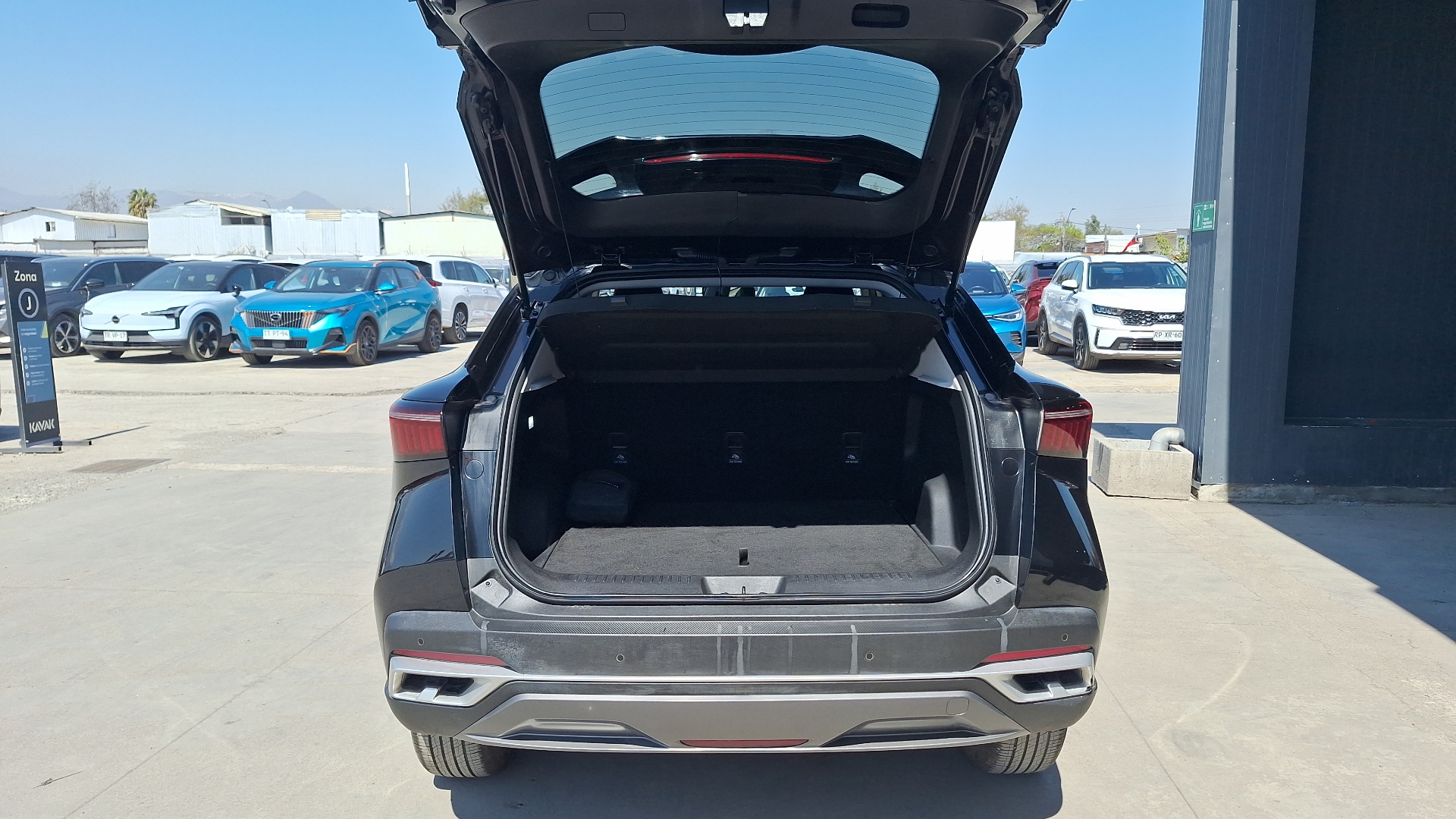 Omoda C5 — foto 4 de 15