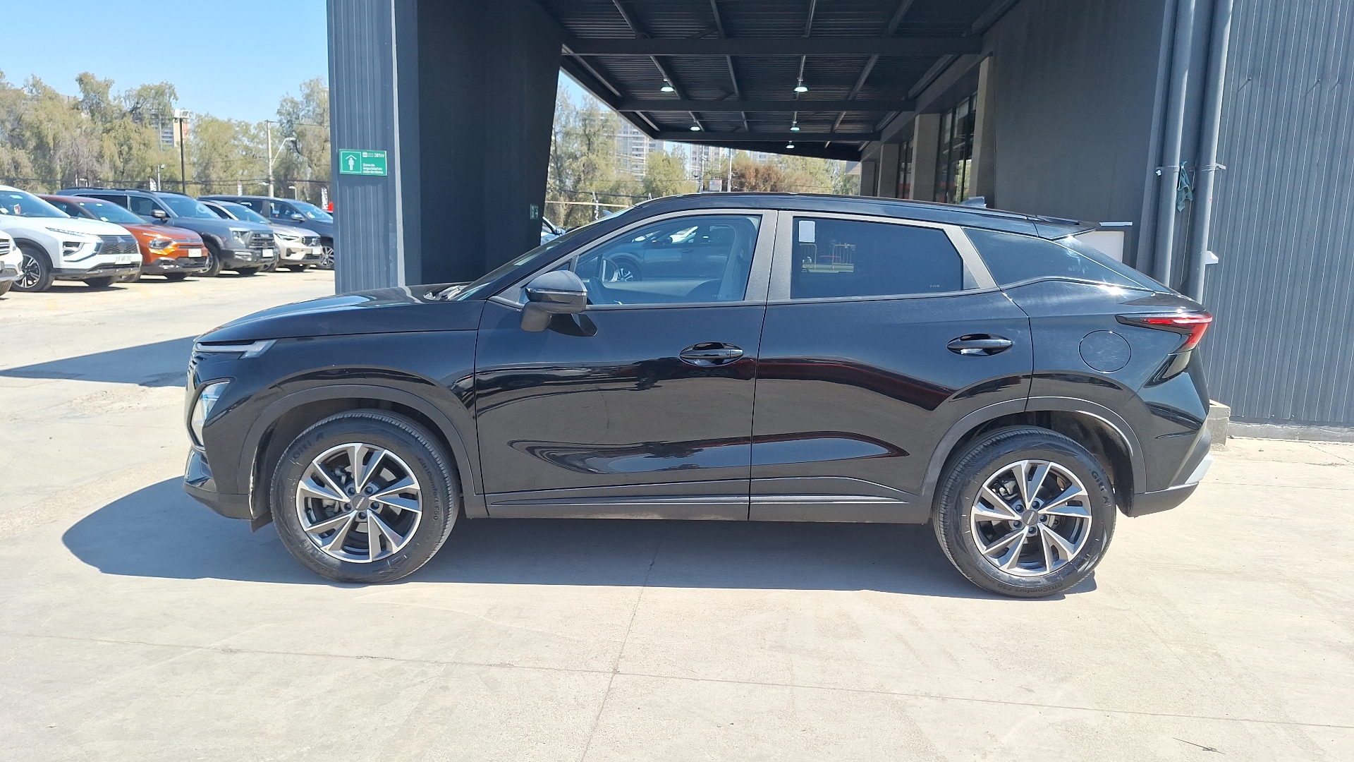 Omoda C5 — foto 2 de 15