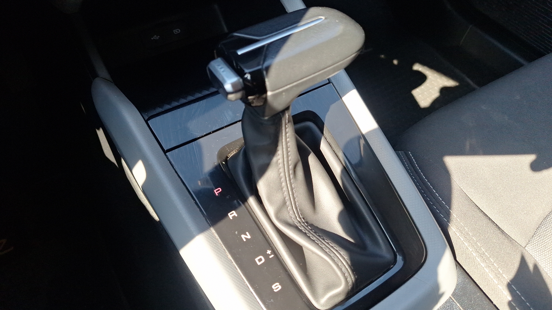 Chevrolet Sail — foto 11 de 15