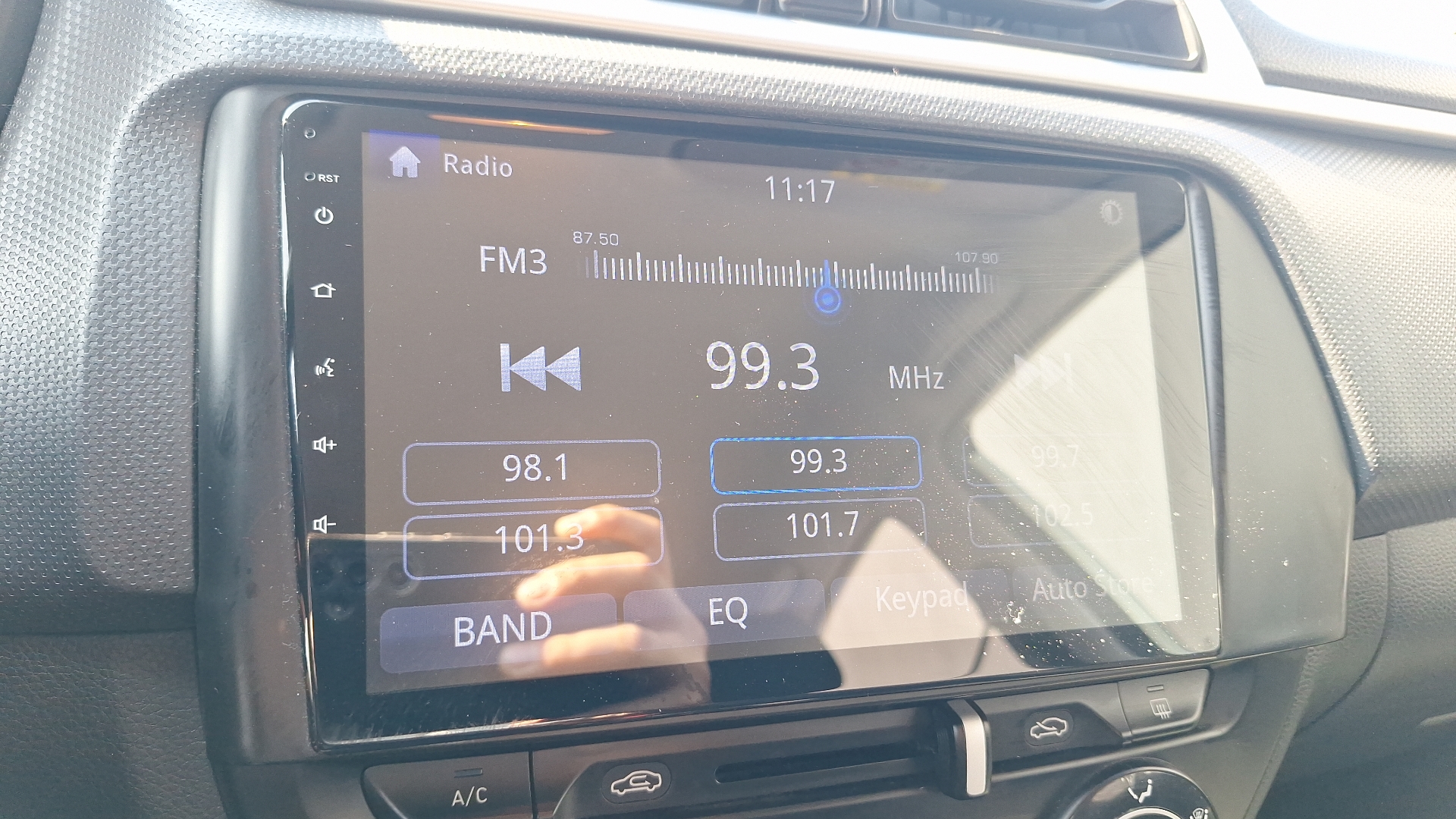 Hyundai Verna — foto 10 de 15