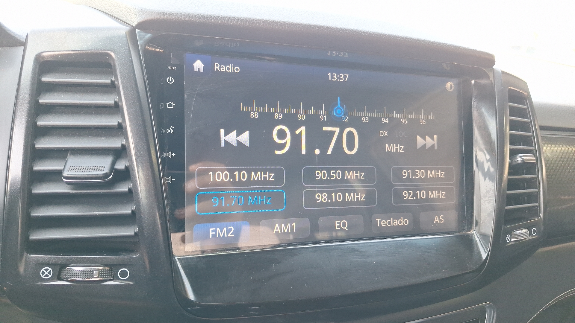 SsangYong Musso — foto 10 de 15