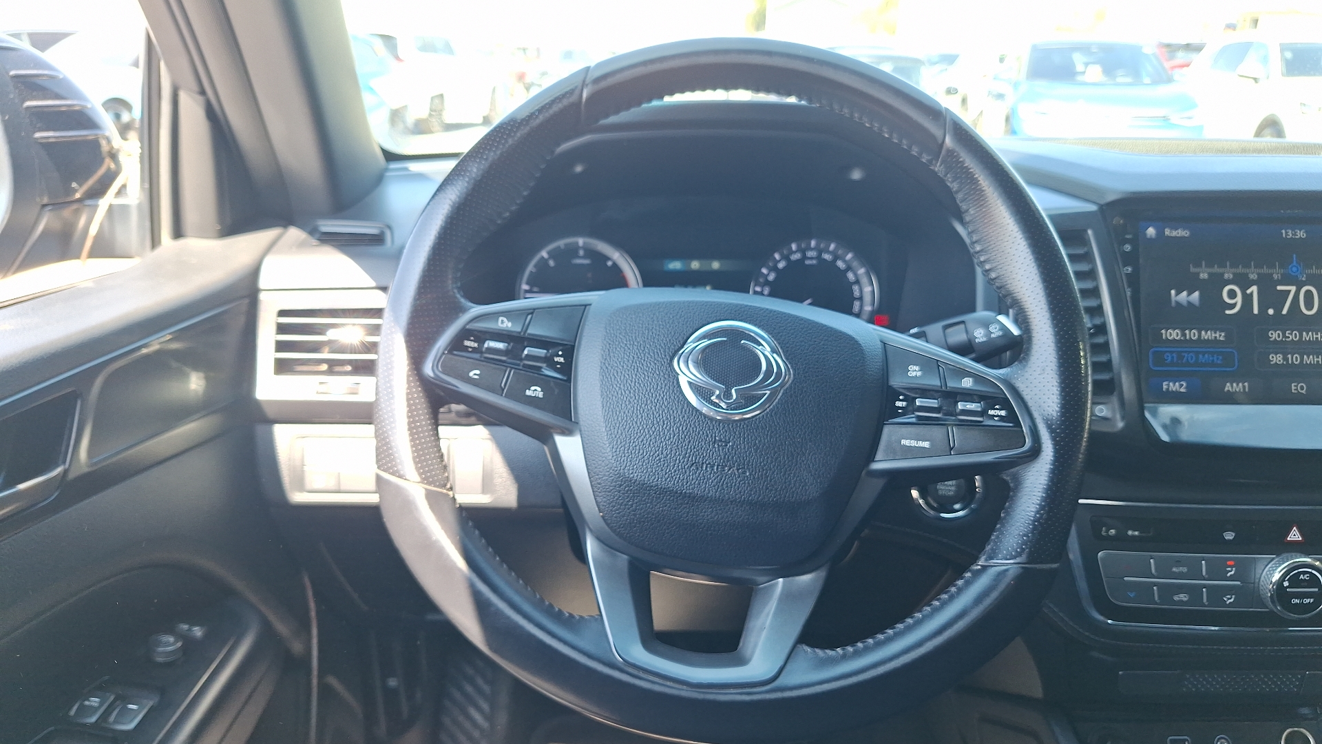 SsangYong Musso — foto 8 de 15