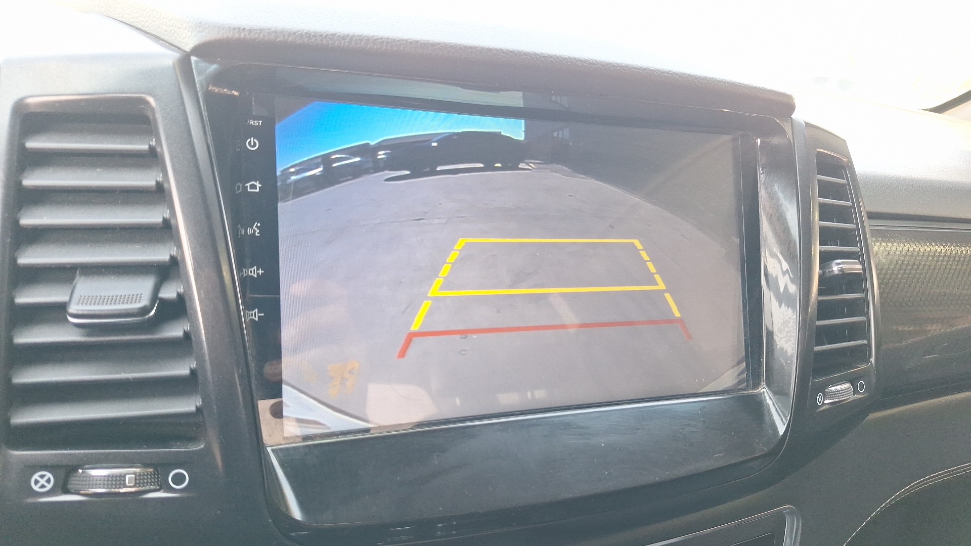 SsangYong Musso — foto 12 de 15