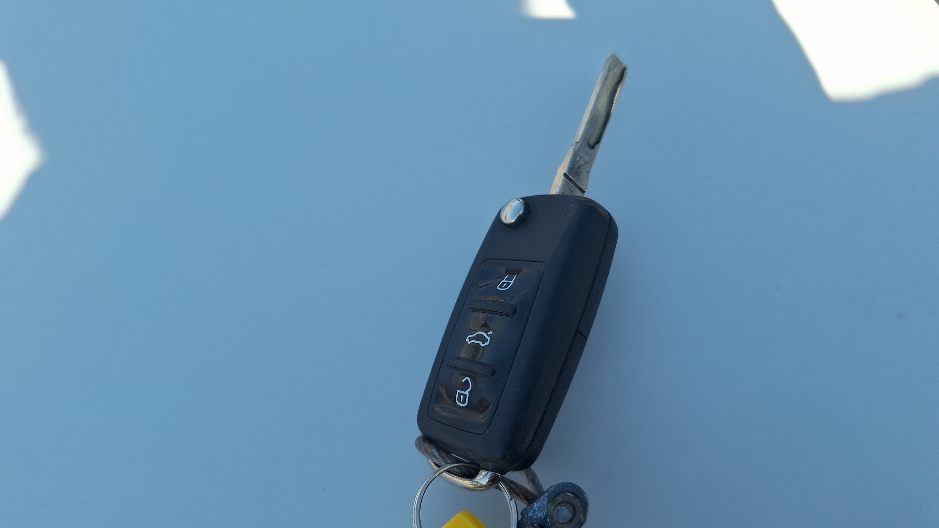 Volkswagen Gol — foto 7 de 15