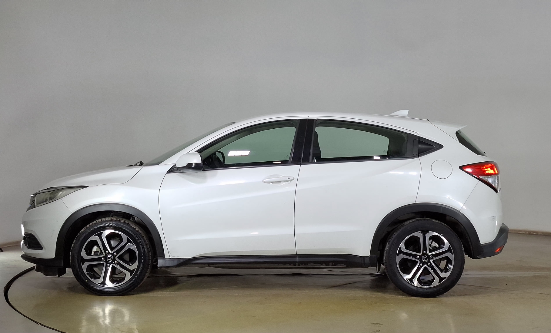 Honda HR-V — foto 7 de 16