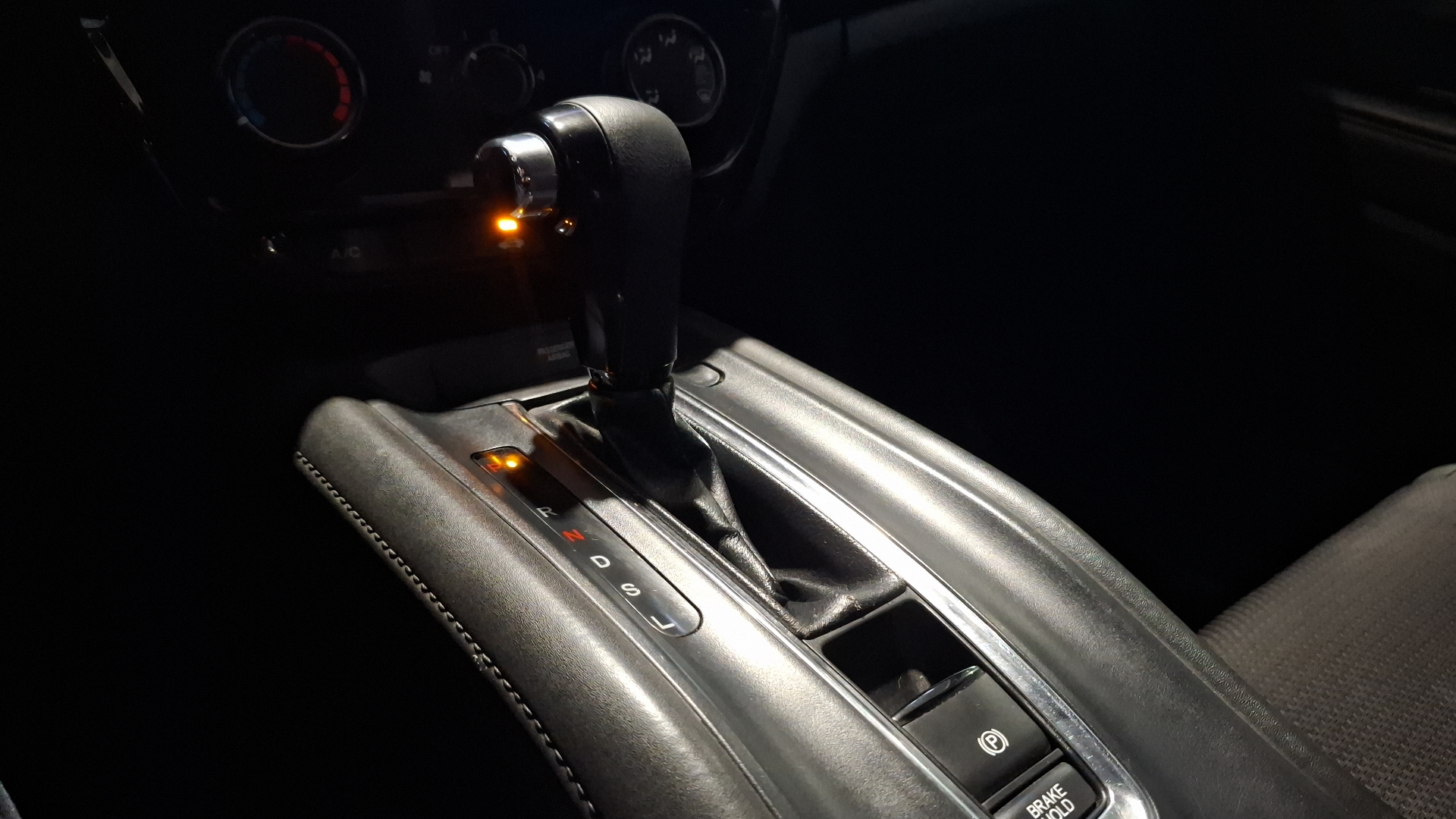 Honda HR-V — foto 11 de 16